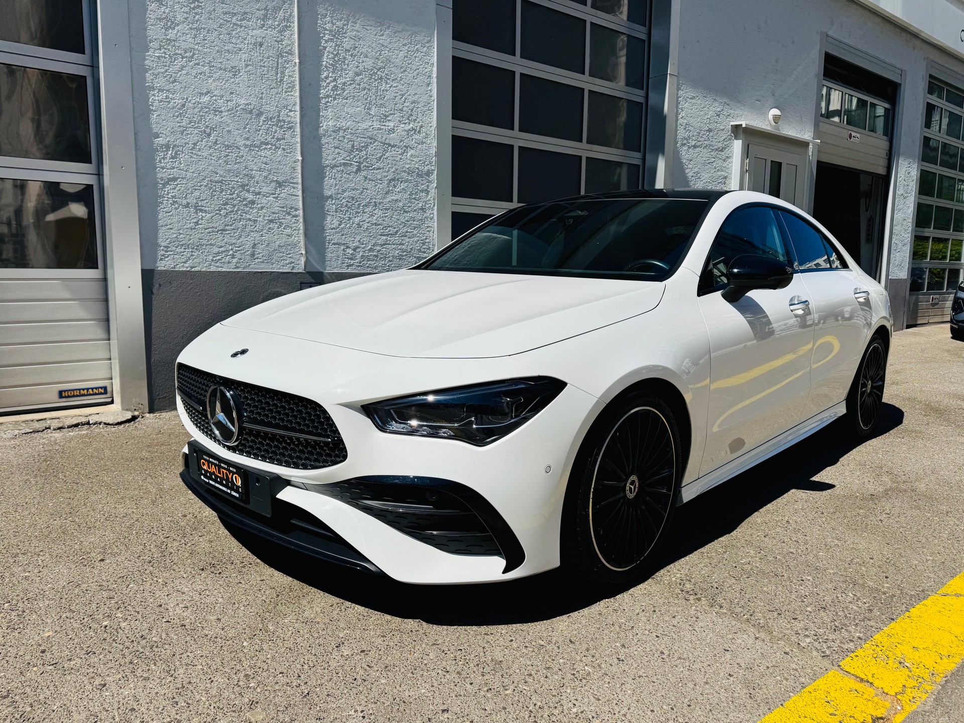 MERCEDES-BENZ CLA 250 4Matic 8G-DCT AMG Line-image-2