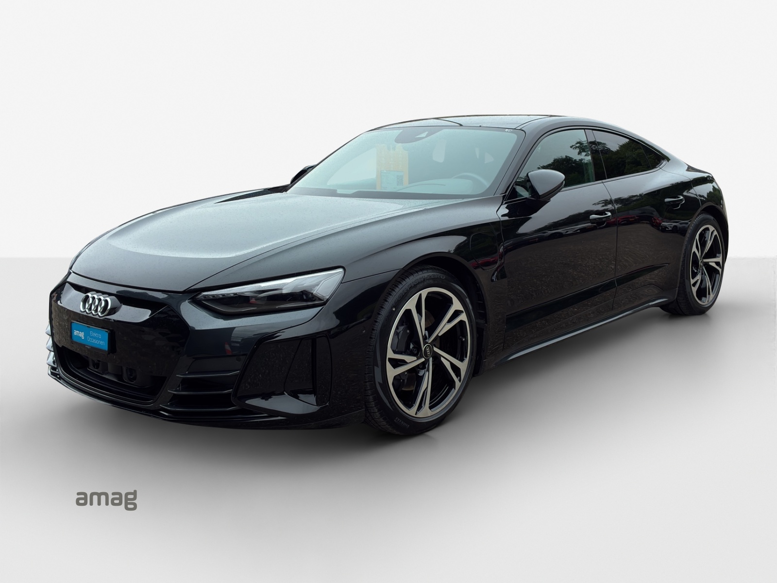 AUDI e-tron GT quattro-image-0
