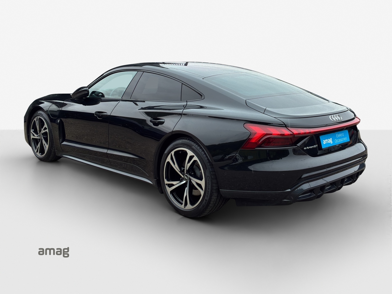 AUDI e-tron GT quattro-image-2