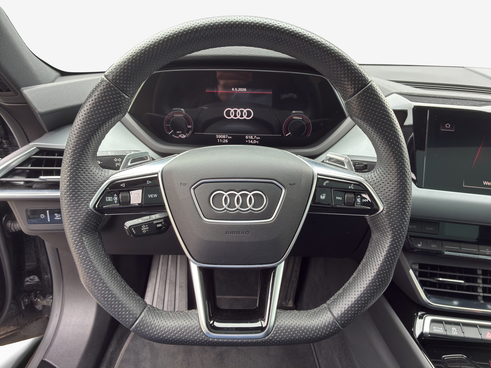 AUDI e-tron GT quattro-image-10