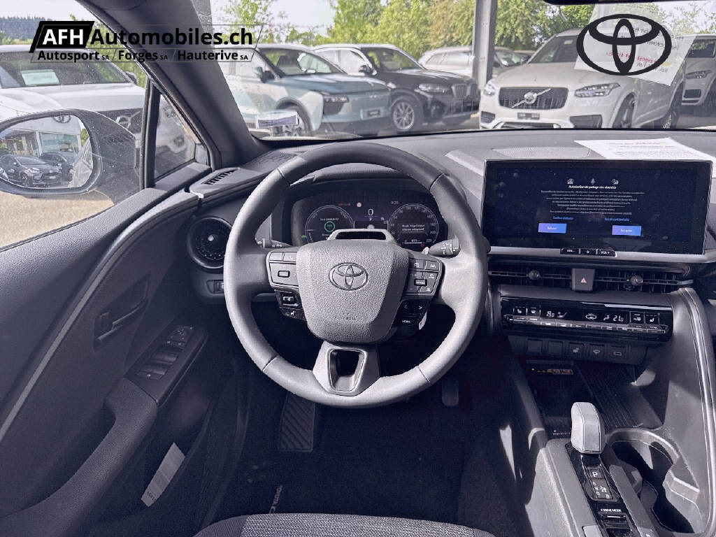 TOYOTA C-HR 2.0 HEV Swiss Edition 4x4-image-10