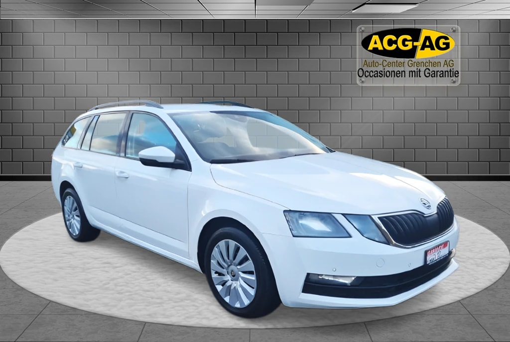SKODA Octavia Combi 1.6 TDI Ambition 4x4 ** Gr-Navi ** Sitzheizung ** Abstandsregelsysteme ** Frisch Ab MFK & Service **-image-0