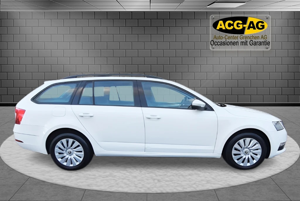 SKODA Octavia Combi 1.6 TDI Ambition 4x4 ** Gr-Navi ** Sitzheizung ** Abstandsregelsysteme ** Frisch Ab MFK & Service **-image-5