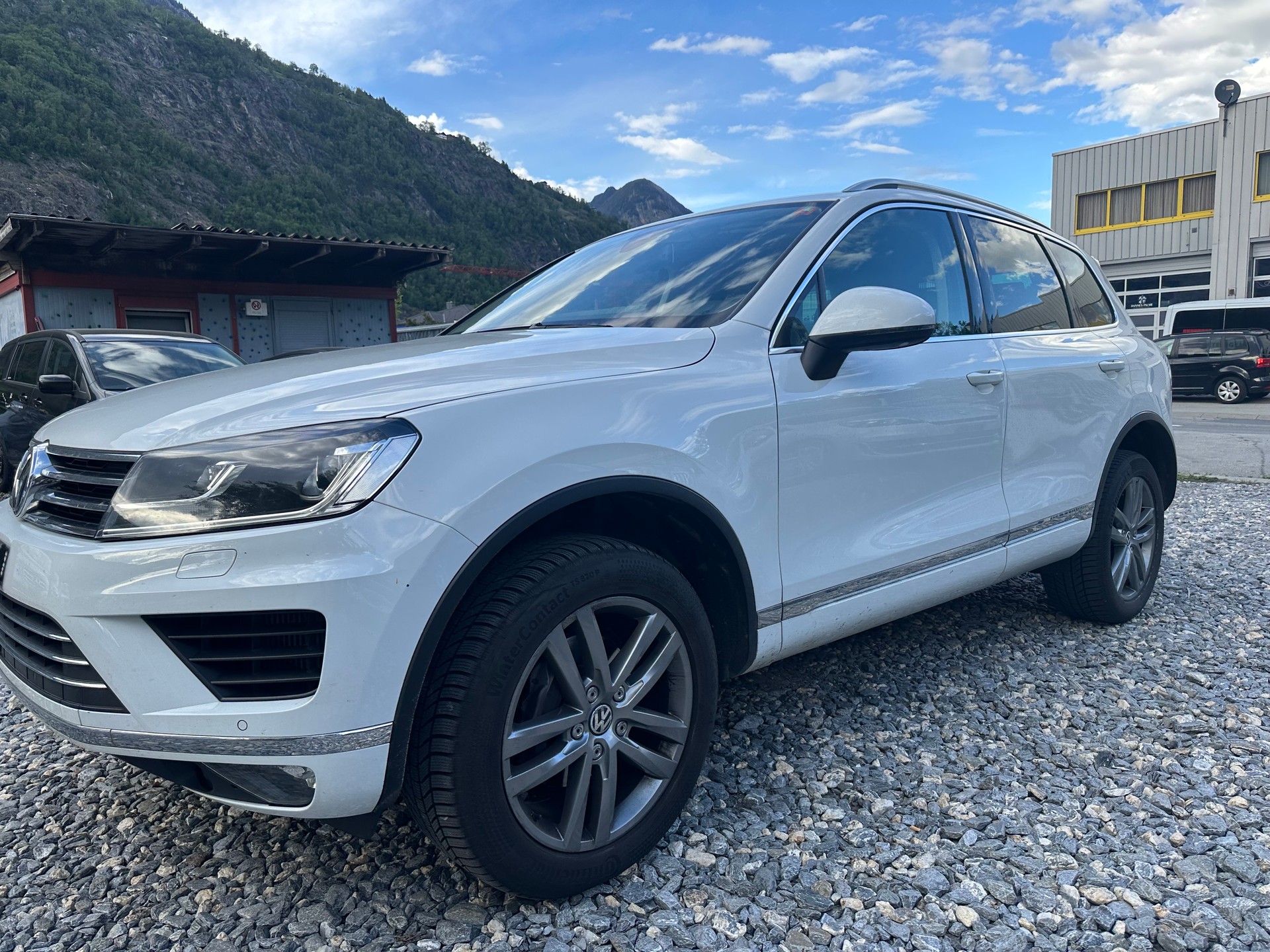 VW Touareg 3.0 TDI BMT Peak Tiptronic-image-4