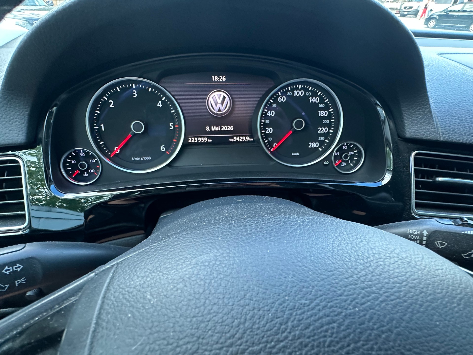 VW Touareg 3.0 TDI BMT Peak Tiptronic-image-6