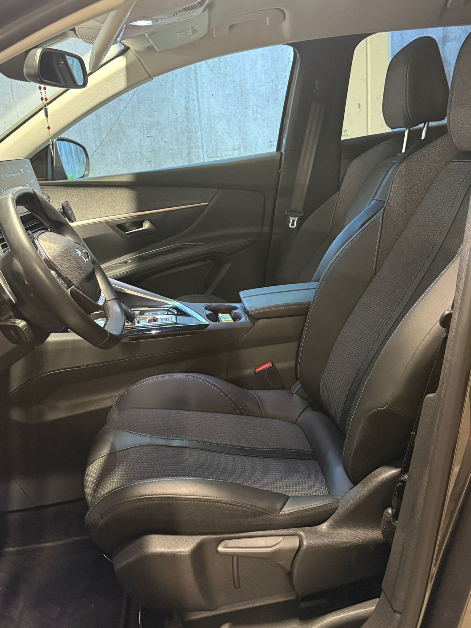 PEUGEOT 3008 1.5 BlueHDi Allure Pack EAT8 // MFK NEU-image-19