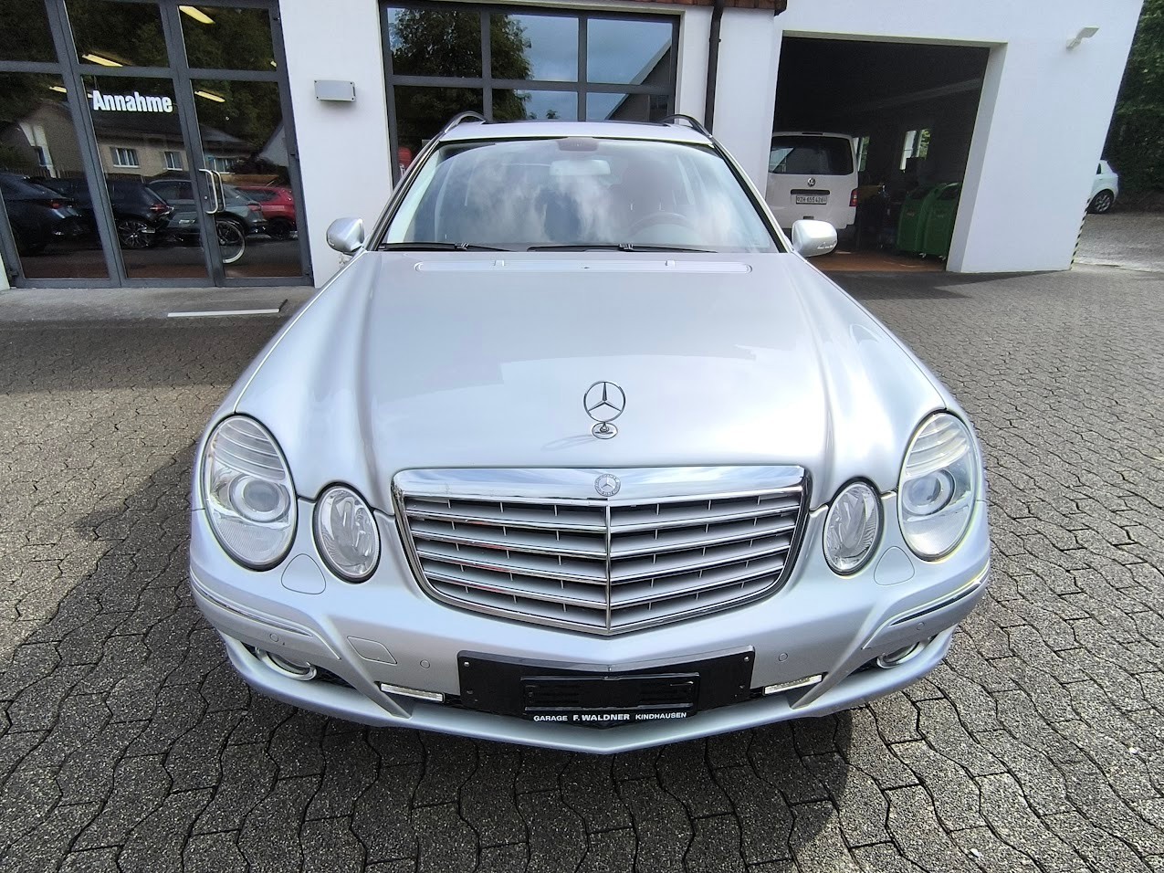 MERCEDES-BENZ E 350 Elégance 4Matic Automatic-image-6