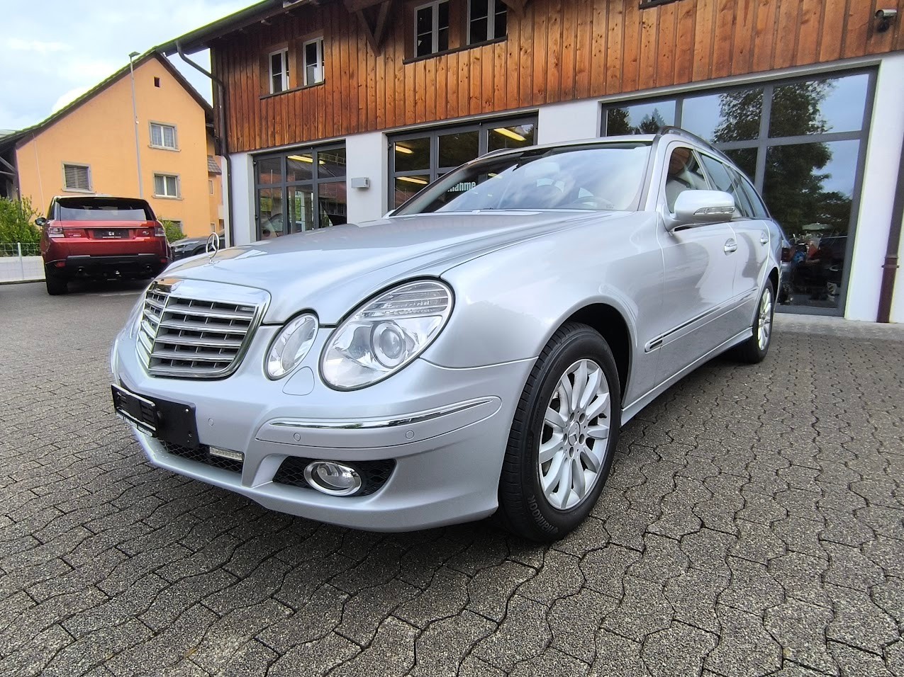 MERCEDES-BENZ E 350 Elégance 4Matic Automatic-image-0