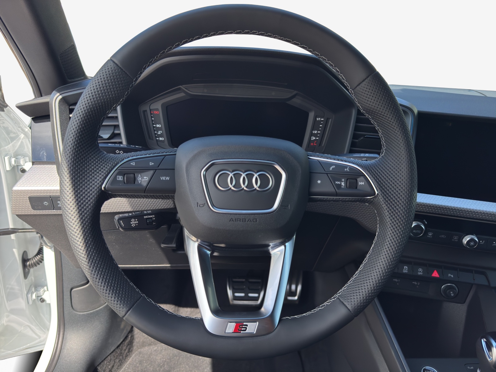 AUDI A1 Sportback 30 TFSI S Line Attraction S-tronic-image-9
