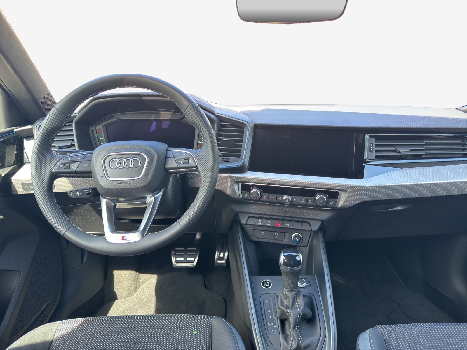 AUDI A1 Sportback 30 TFSI S Line Attraction S-tronic-image-8