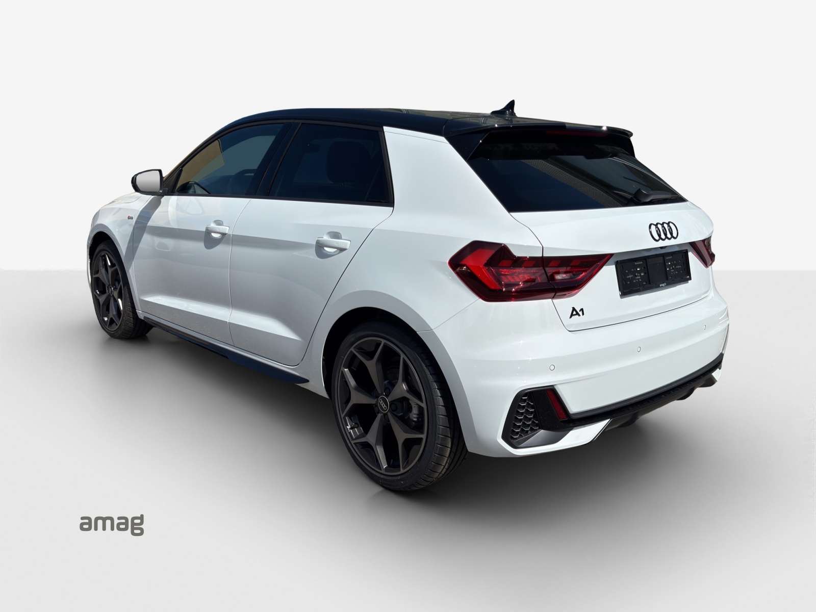 AUDI A1 Sportback 30 TFSI S Line Attraction S-tronic-image-2