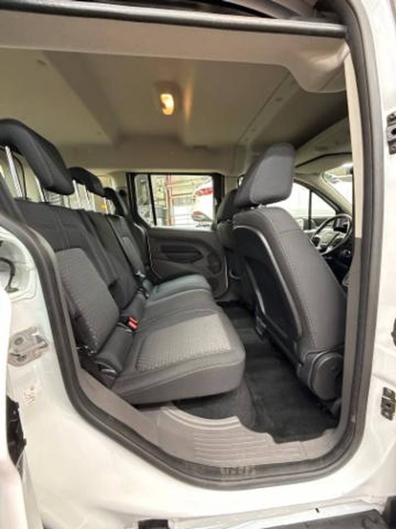FORD Grand Tourneo Connect 1.5 EcoBlue Trend-image-5