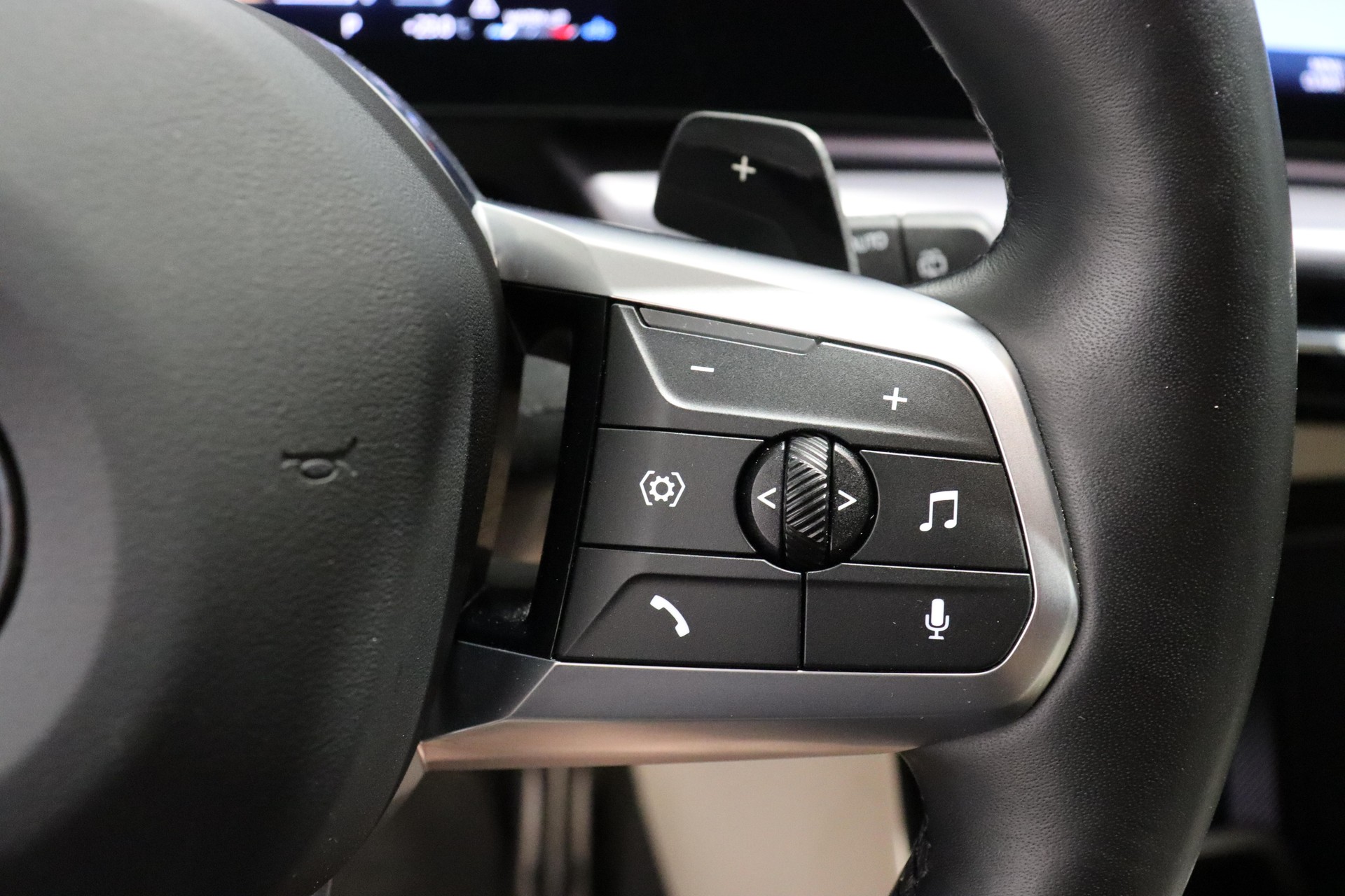 BMW X1 23i xDrive-image-20