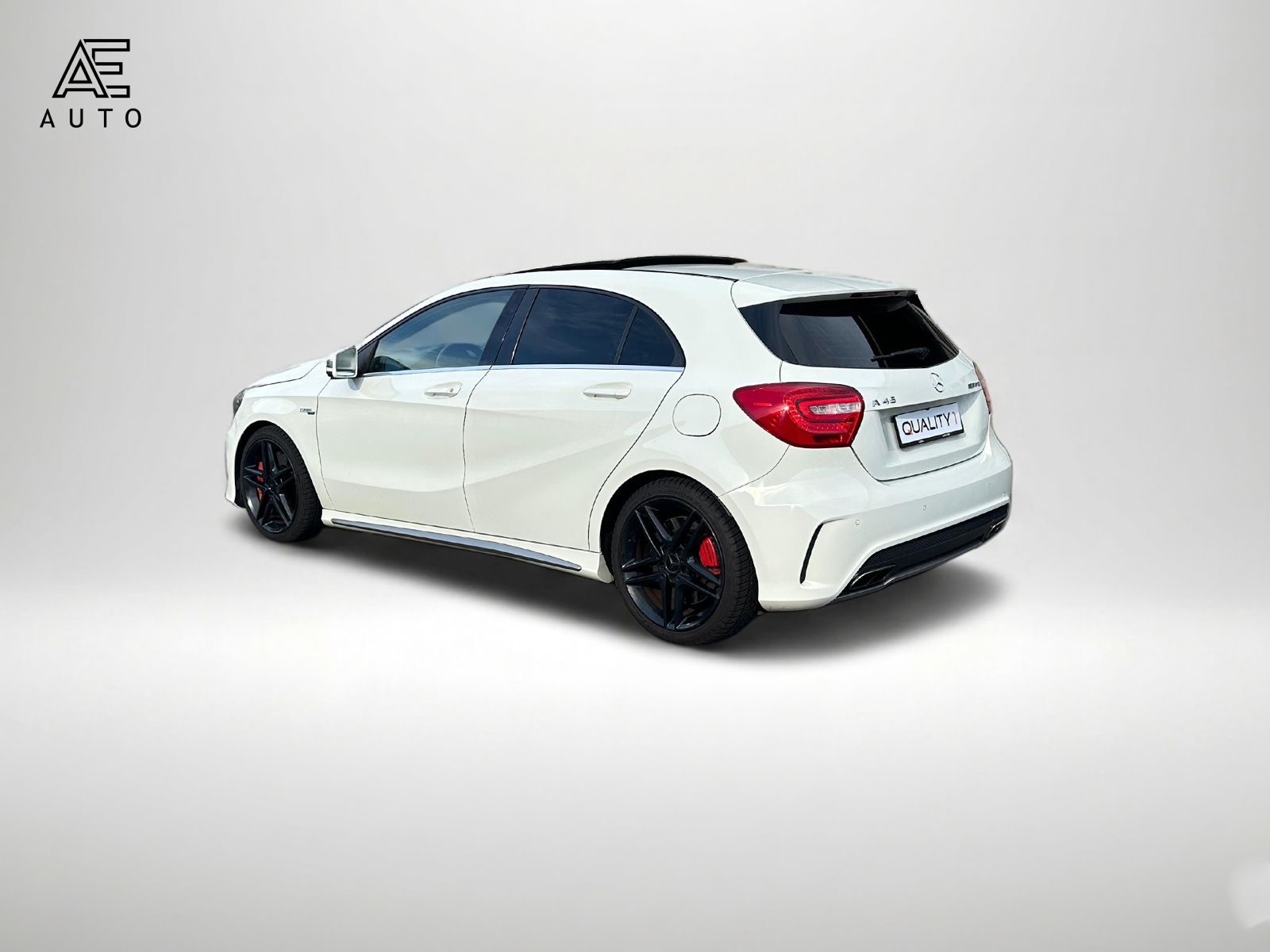 MERCEDES-BENZ A 45 AMG 4Matic Speedshift 7G-DCT-image-4