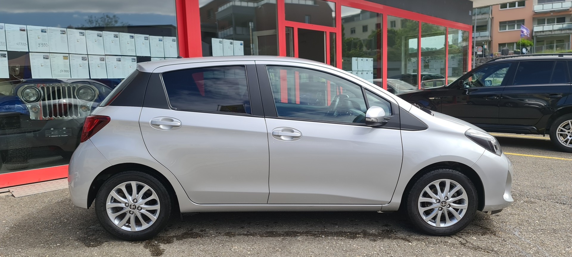 TOYOTA Yaris 1.33 Sol Premium Multidrive S-image-1