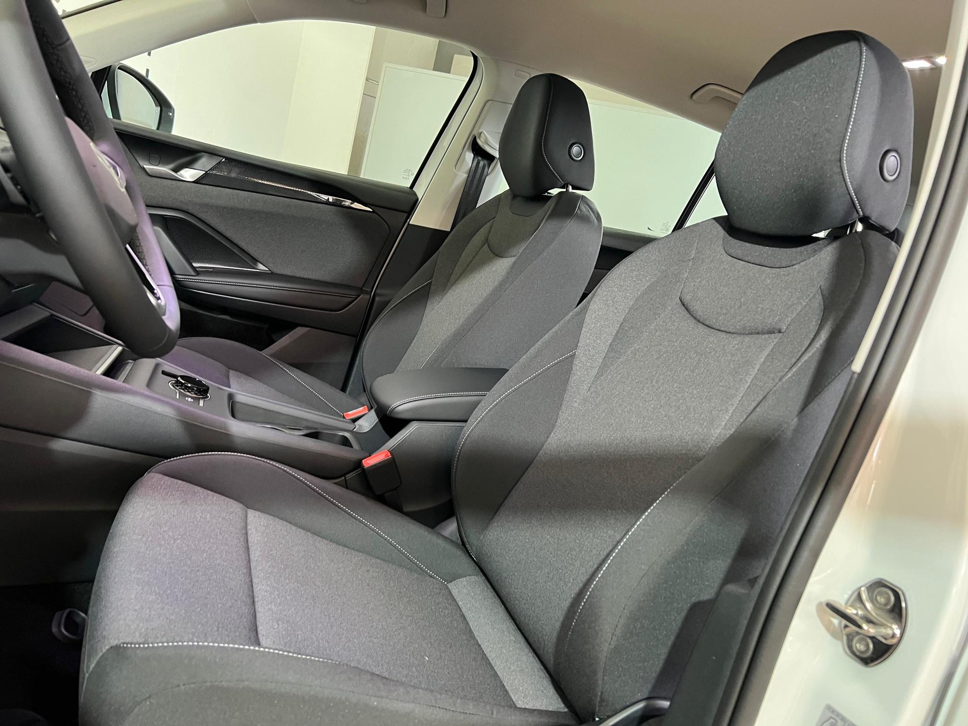 VW Tiguan 1.5 TSI evo2 mHEV Trend DSG-image-8