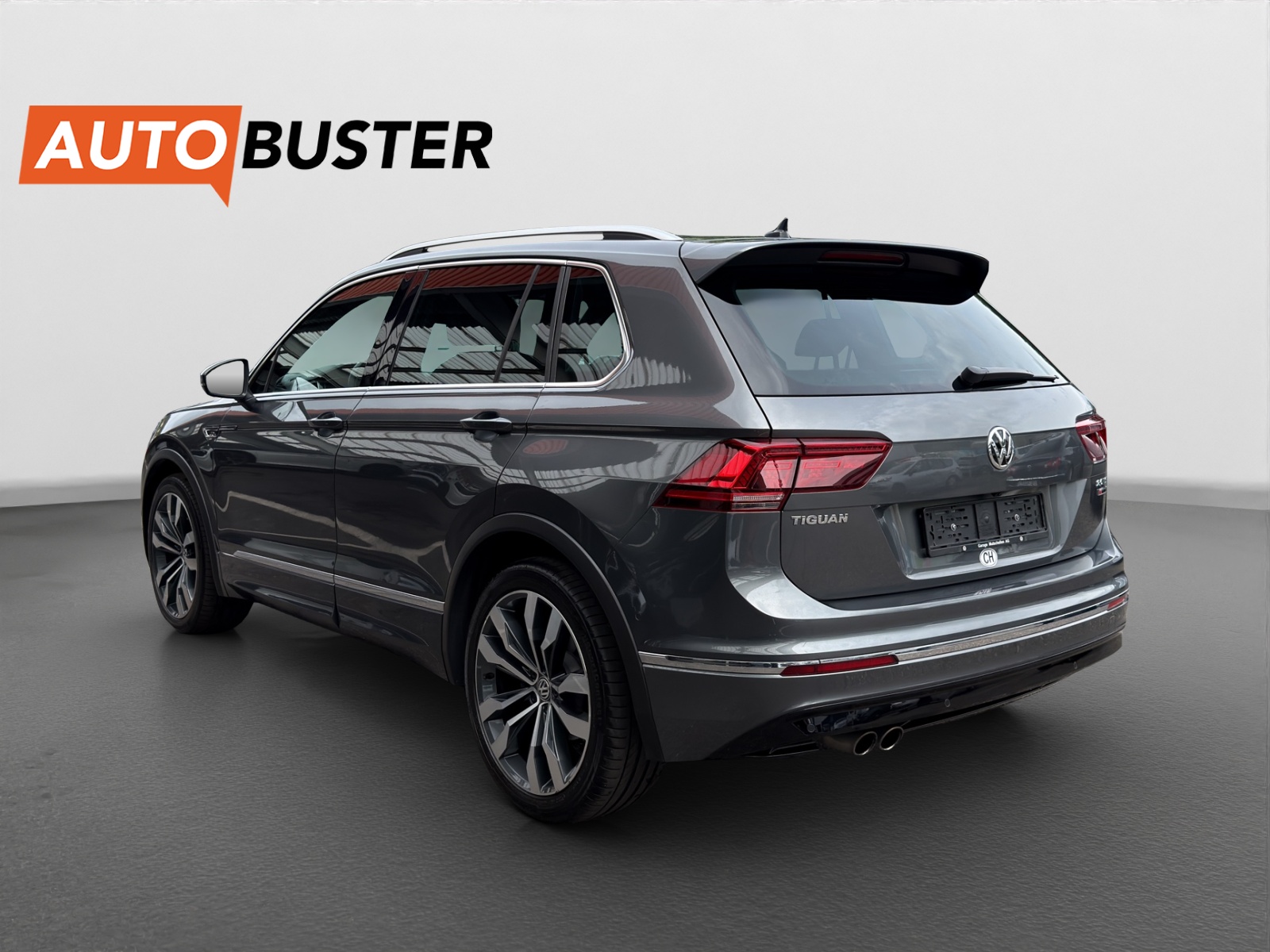 VW Tiguan 2.0TSI Highline 4Motion DSG-image-2