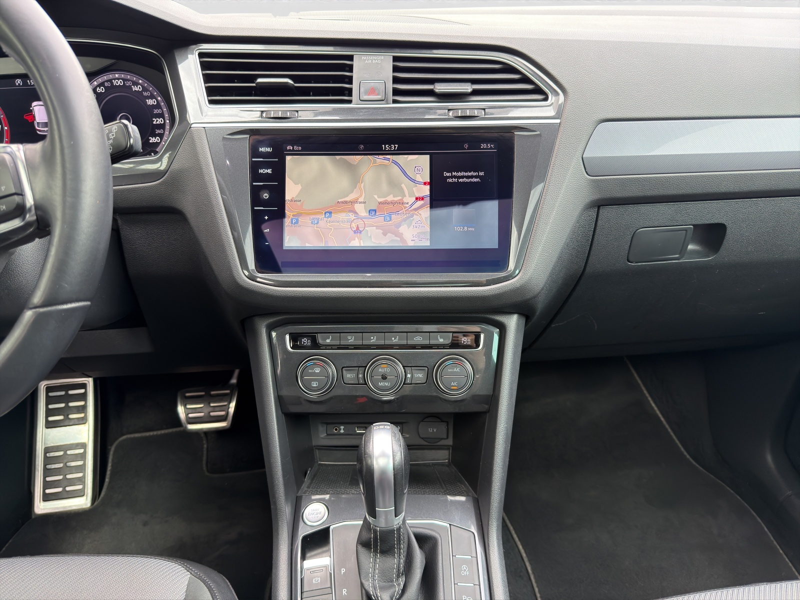 VW Tiguan 2.0TSI Highline 4Motion DSG-image-12