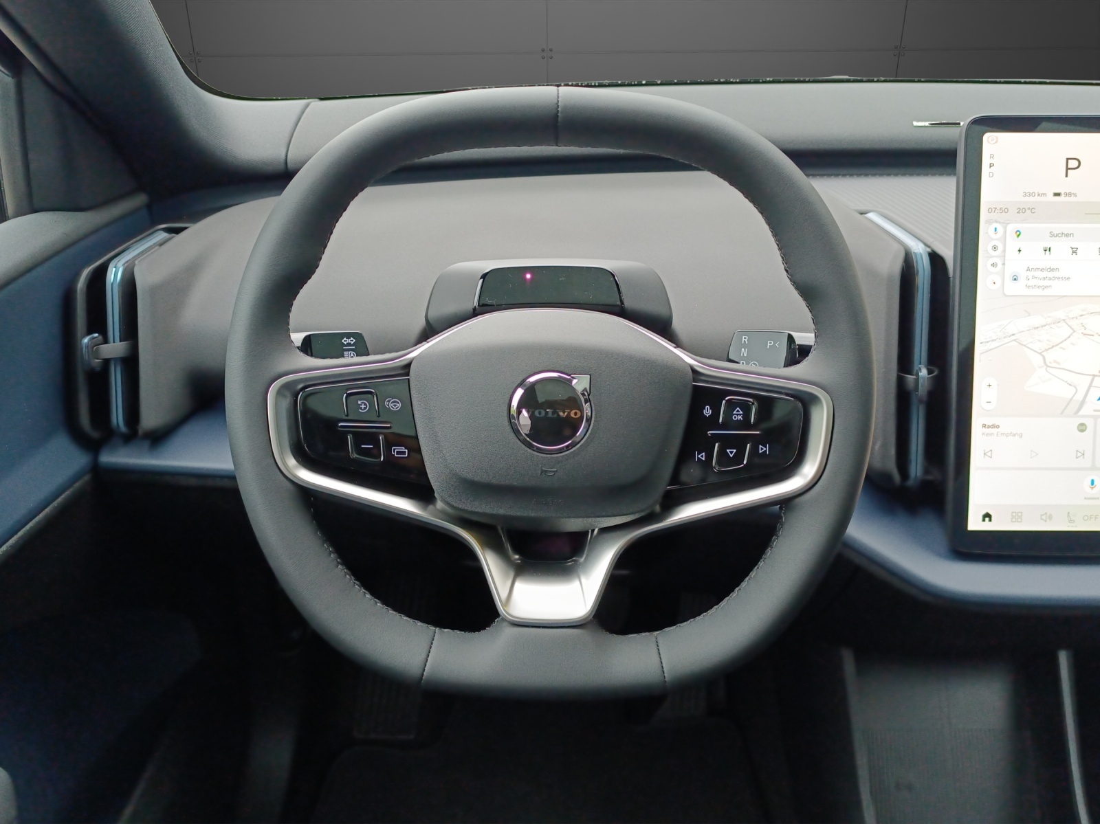VOLVO EX30 E60 Twin Ultra Performance Sw. Black Ed. AWD-image-10