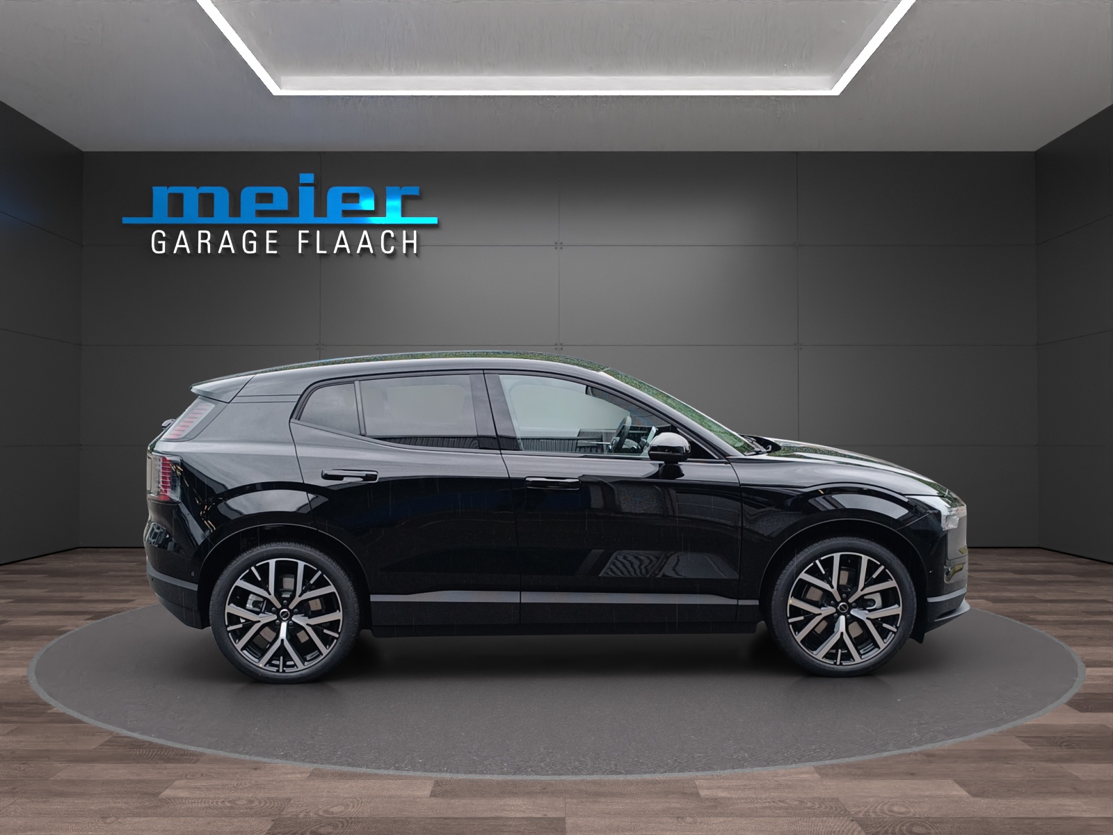 VOLVO EX30 E60 Twin Ultra Performance Sw. Black Ed. AWD-image-5