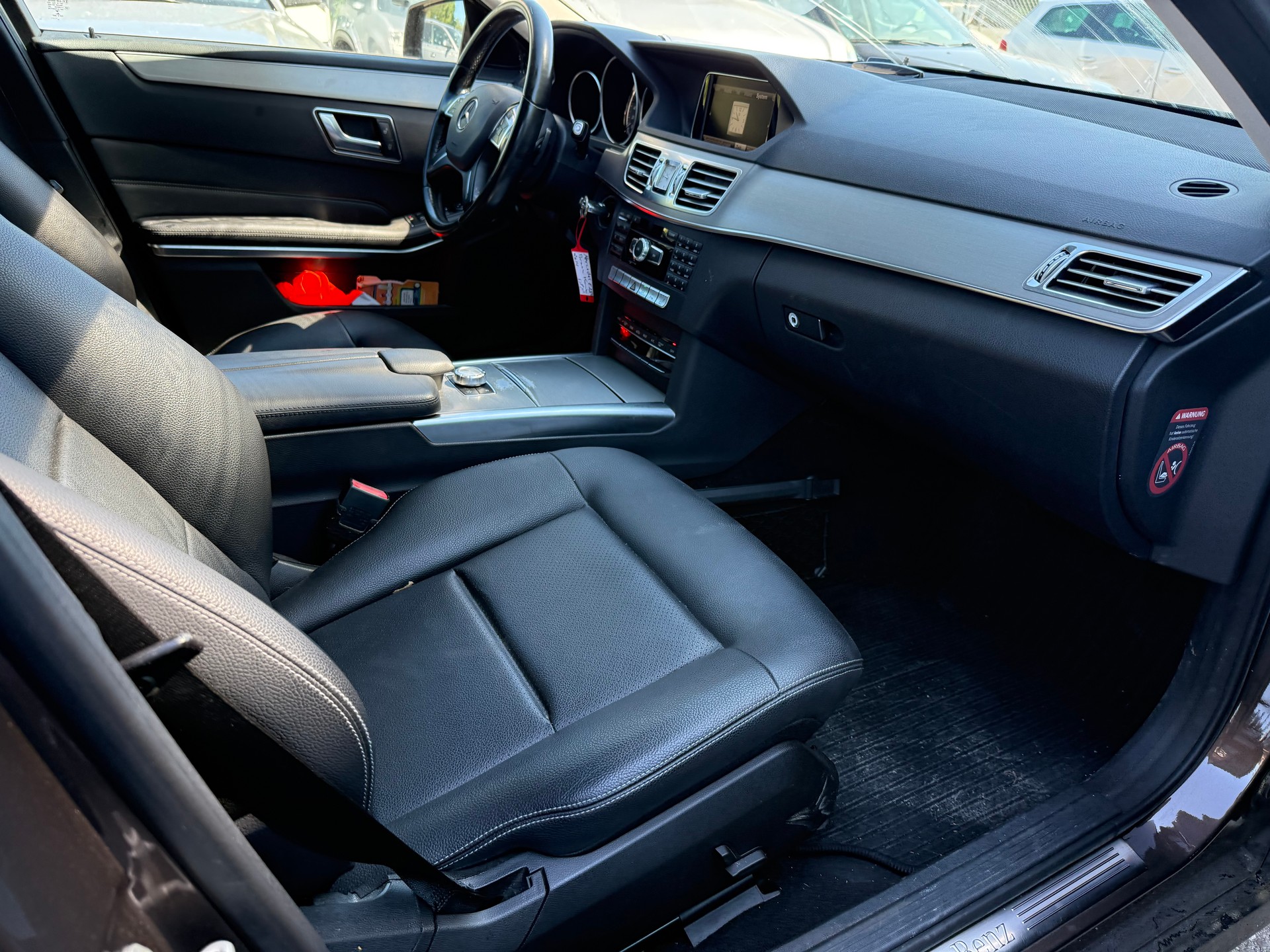 MERCEDES-BENZ E 250 BlueTEC Elégance 4Matic 7G-Tronic-image-6