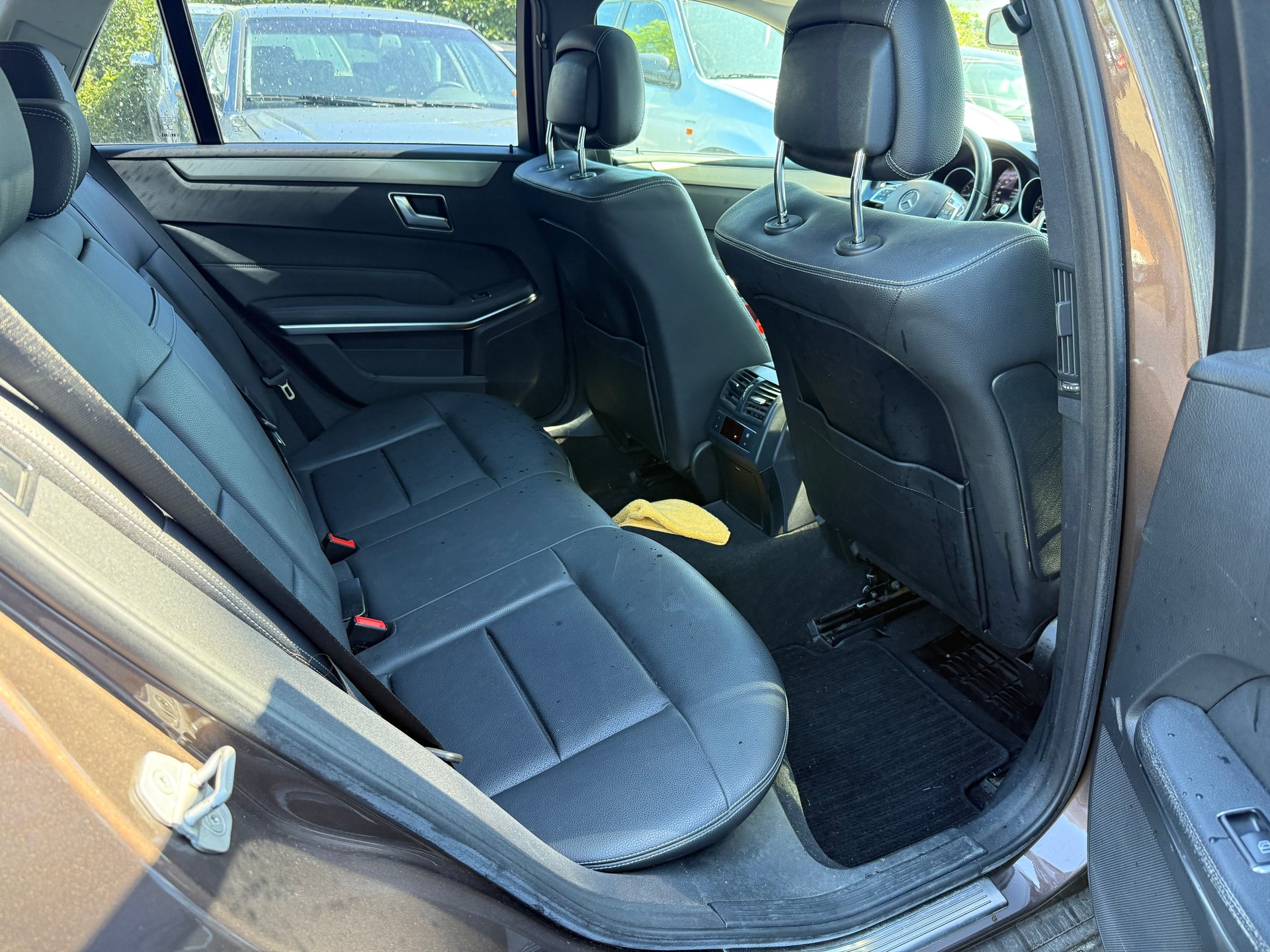 MERCEDES-BENZ E 250 BlueTEC Elégance 4Matic 7G-Tronic-image-7