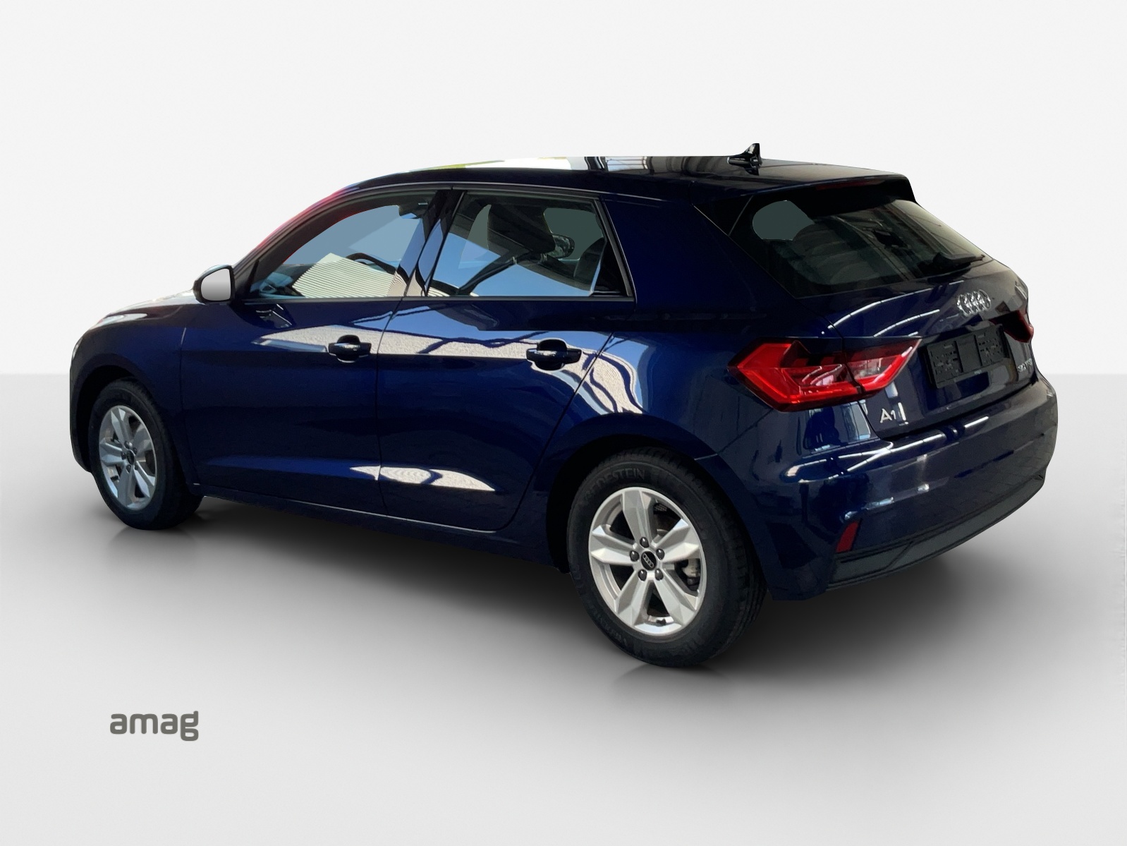 AUDI A1 Sportback 30 TFSI Attraction S-tronic-image-2
