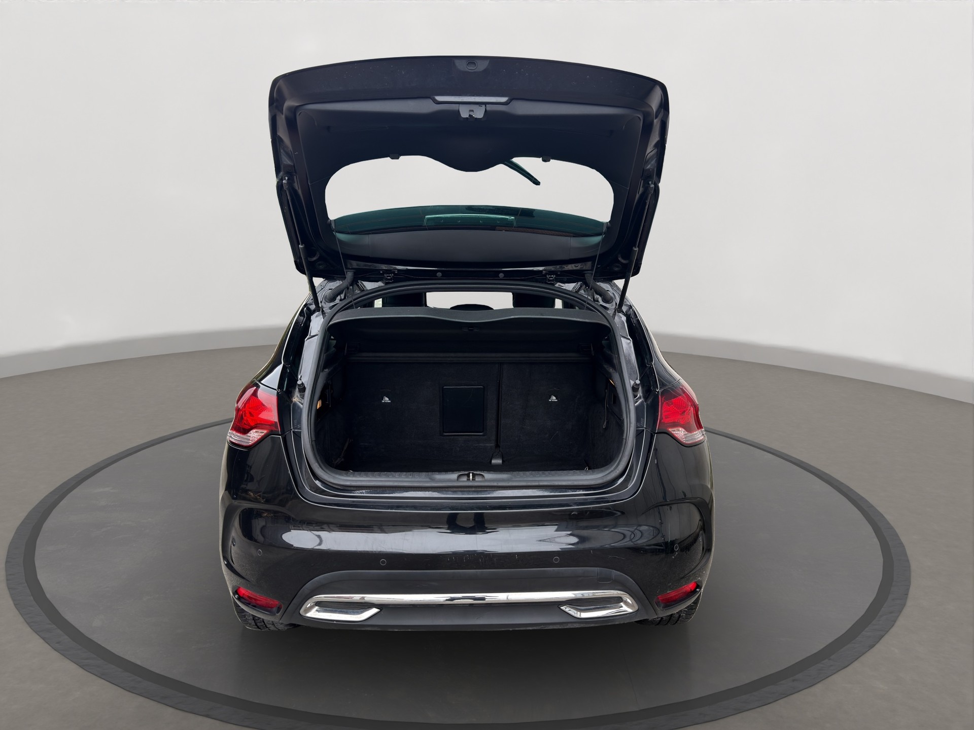 DS AUTOMOBILES DS4 1.2 Pure Tech SO Chic-image-12