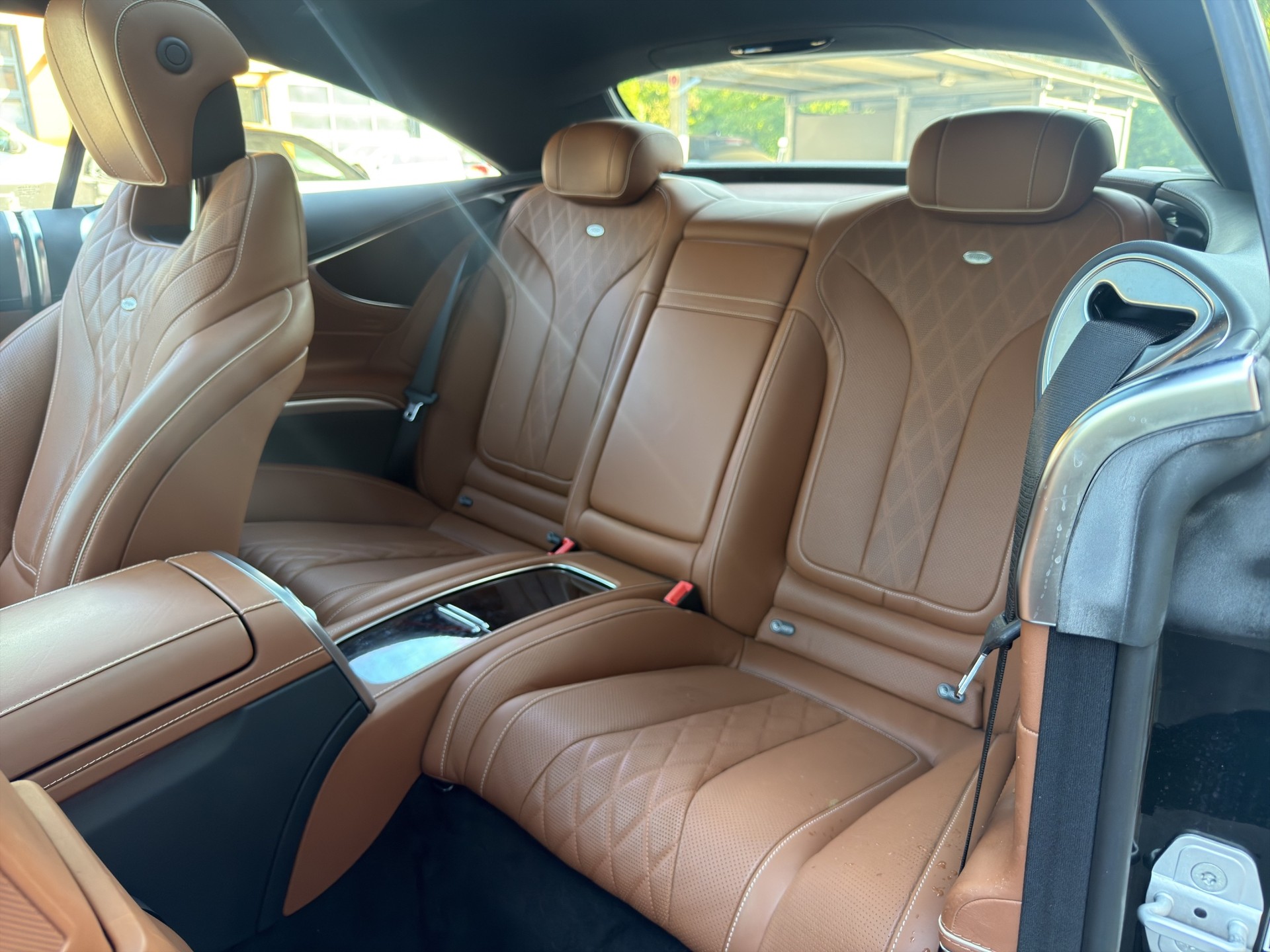MERCEDES-BENZ S 500 Coupé 4Matic 7G-Tronic-image-12