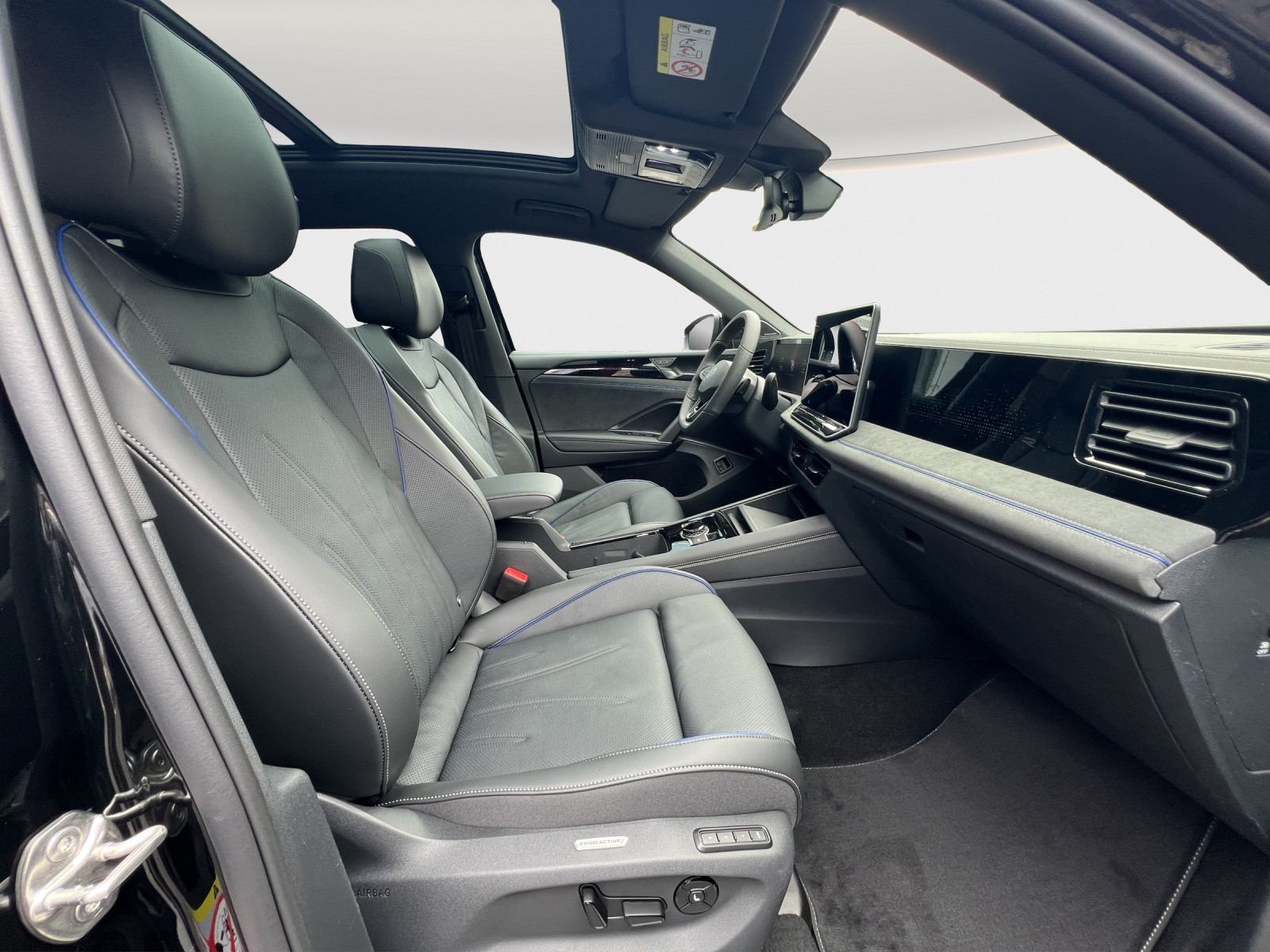 VW Tiguan 1.5 TSI evo2 eHybrid R-Line DSG-image-9