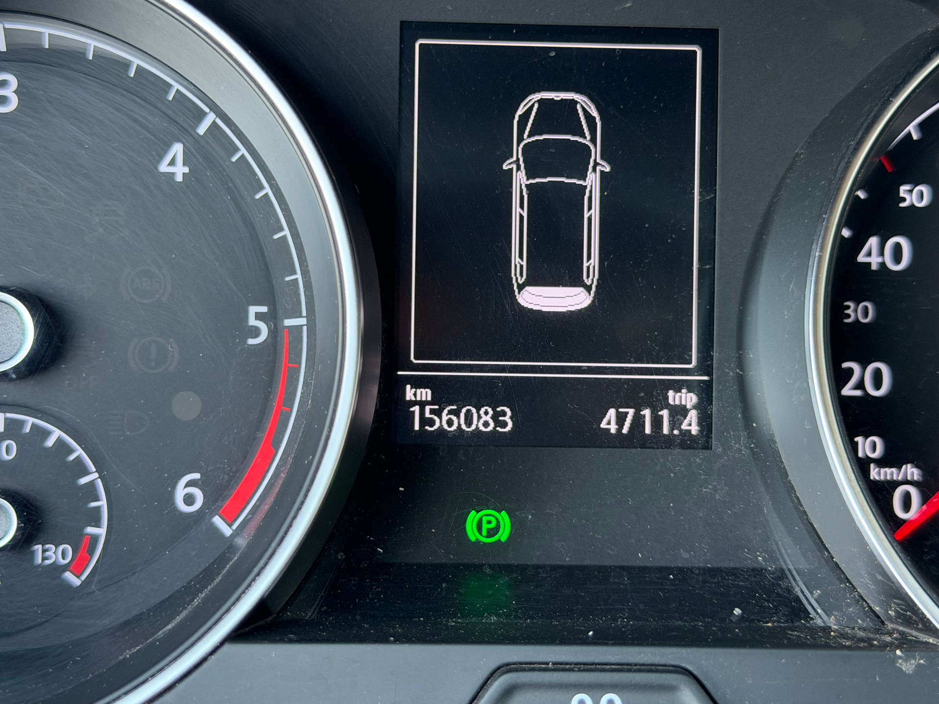 VW Golf Variant 1.6 TDI Lounge-image-7