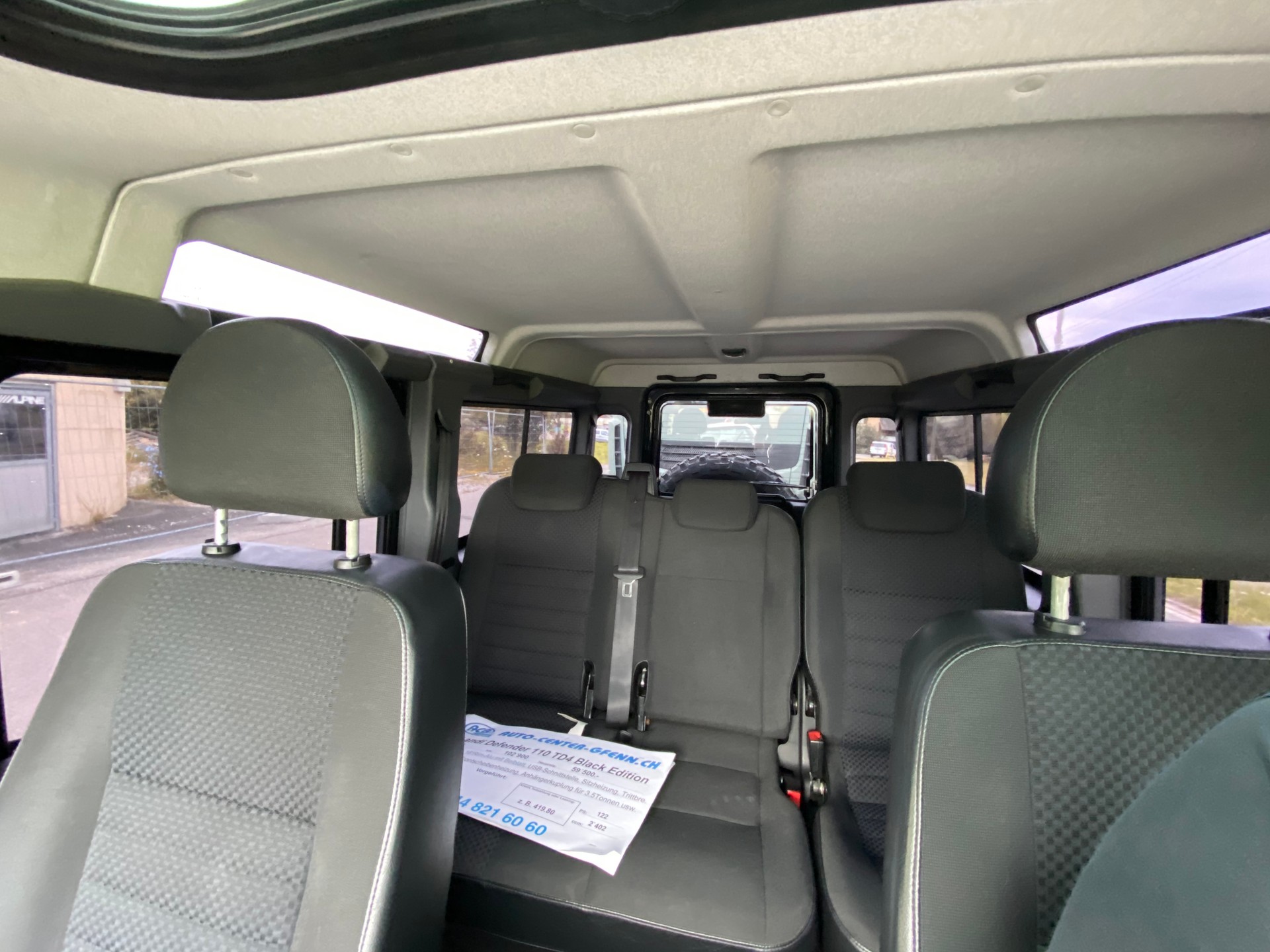 LAND ROVER 110-image-3