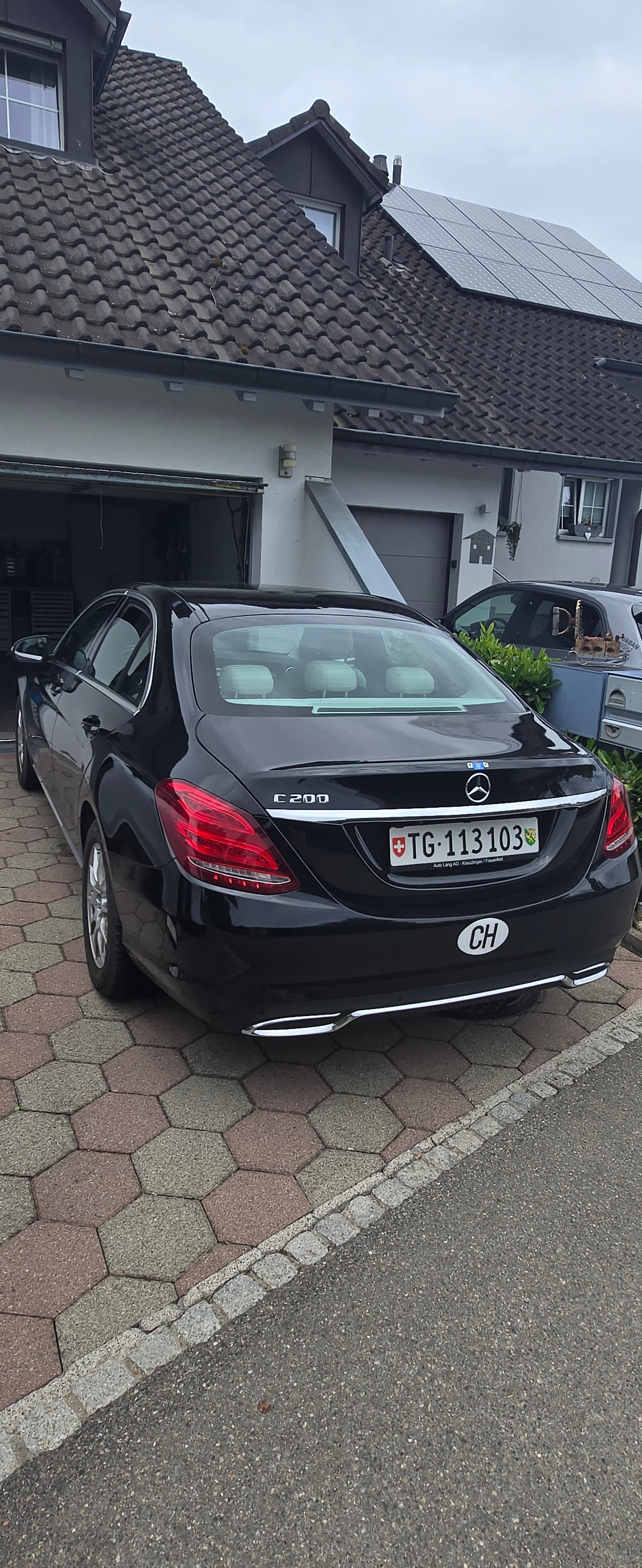 MERCEDES-BENZ C 200 Swiss Star-image-1