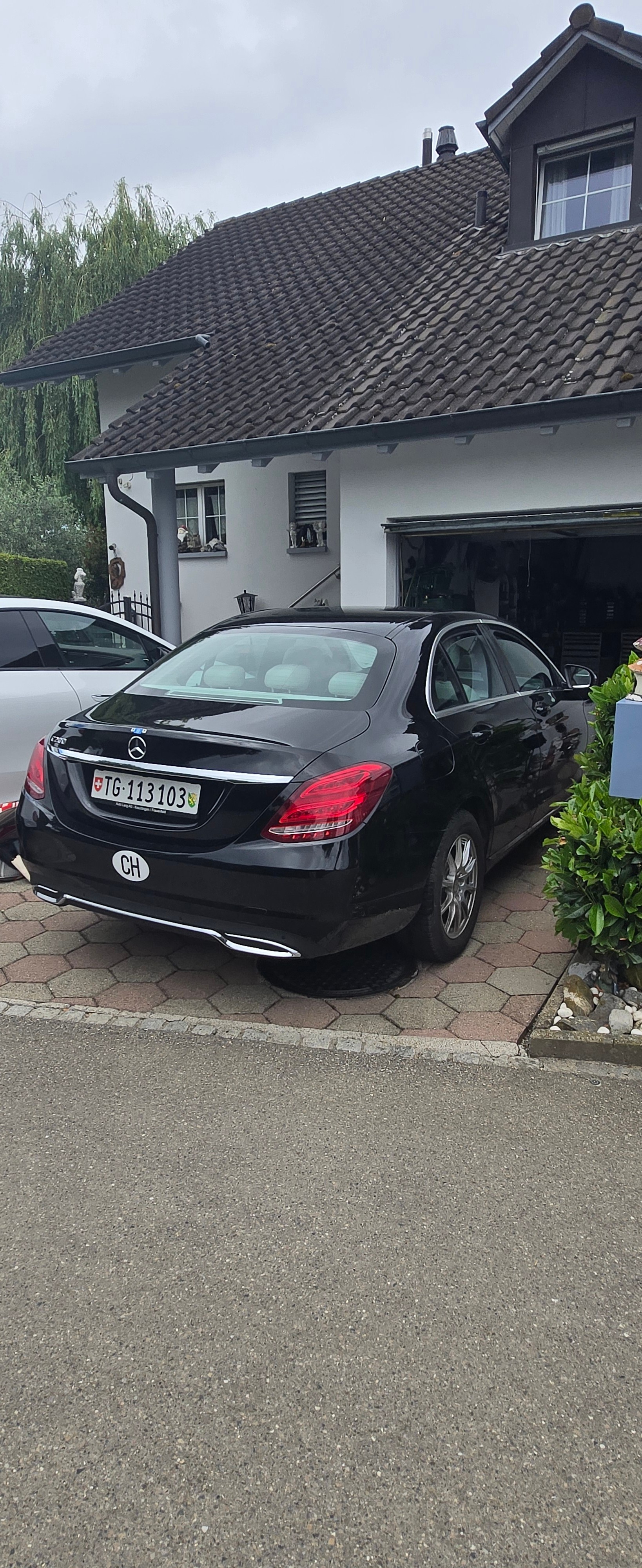 MERCEDES-BENZ C 200 Swiss Star-image-5