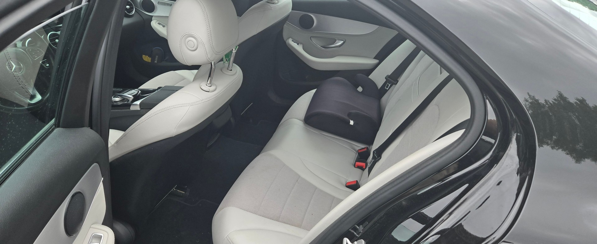 MERCEDES-BENZ C 200 Swiss Star-image-4