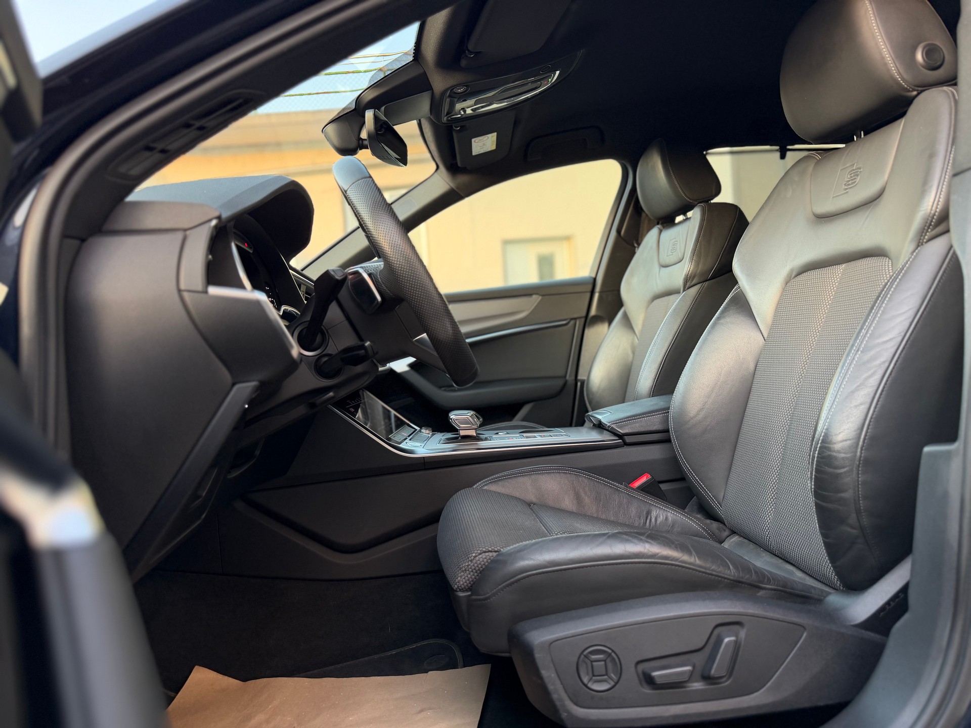 AUDI A6 Avant 50 TDI Sport quattro tiptronic-image-10