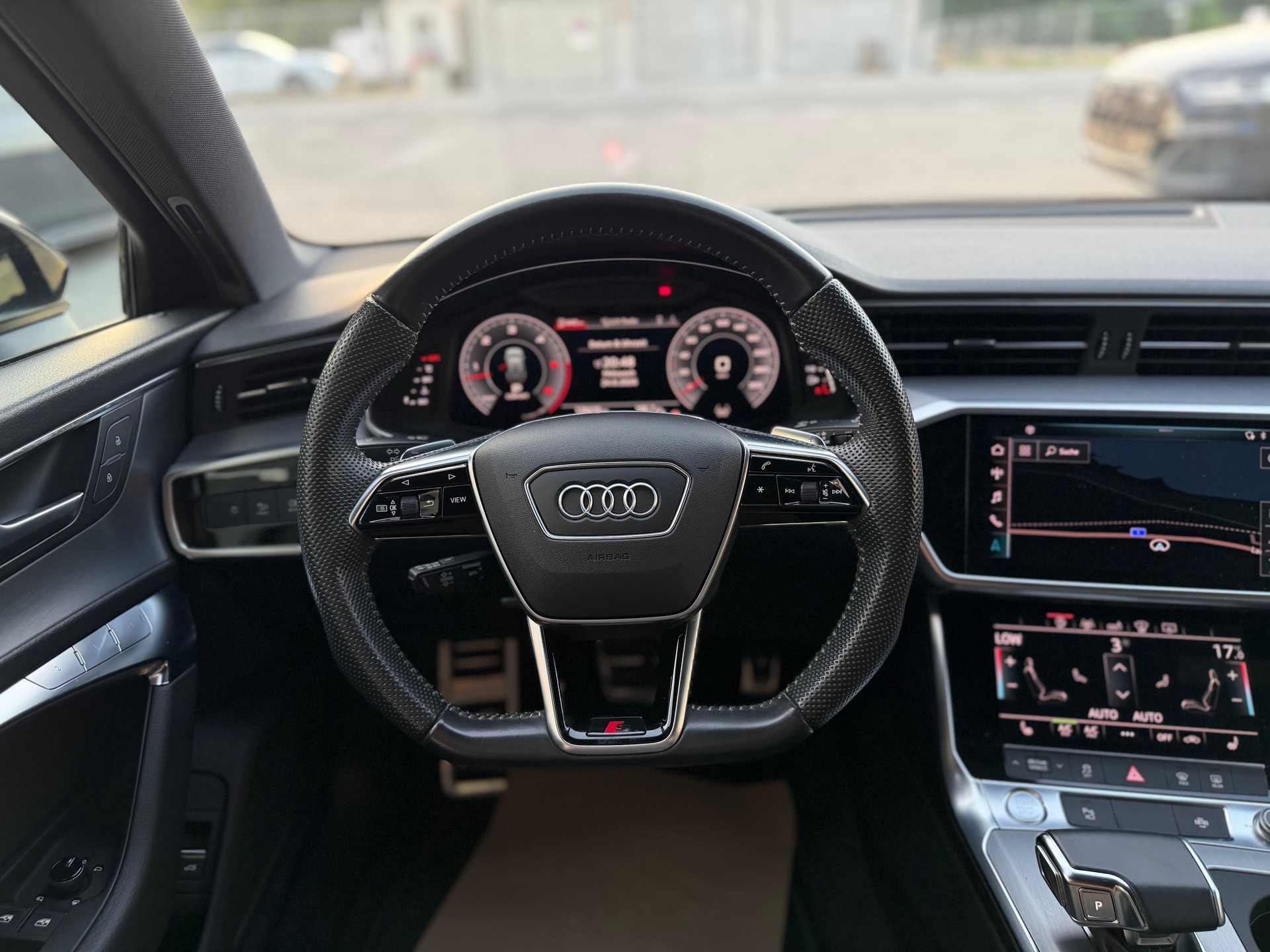 AUDI A6 Avant 50 TDI Sport quattro tiptronic-image-16