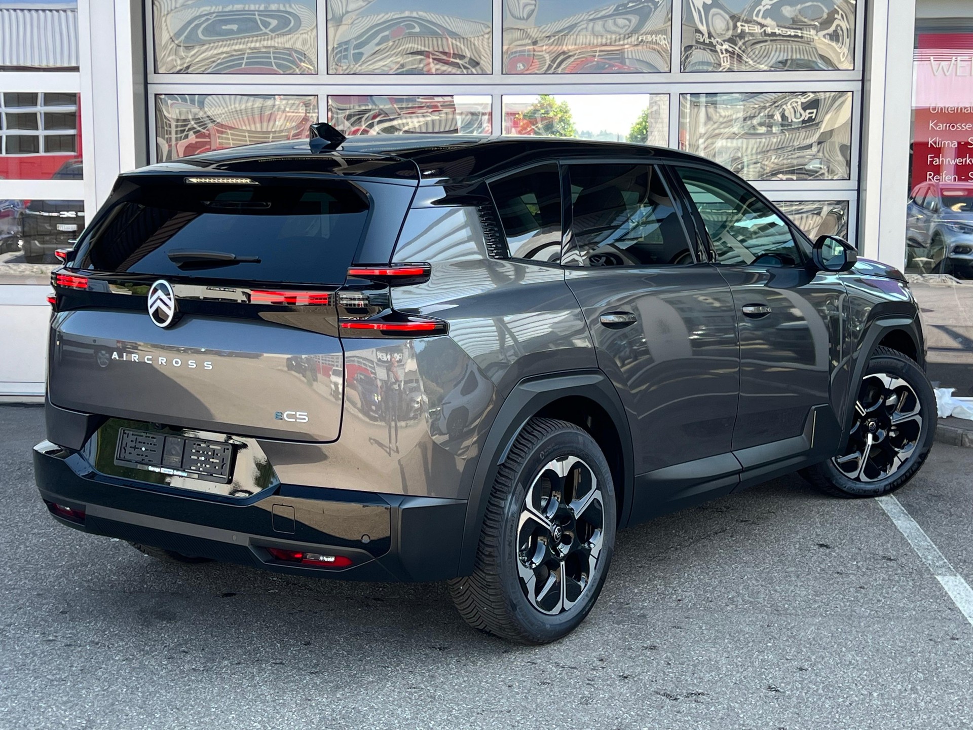 CITROEN e-C5 Aircross Max-image-6
