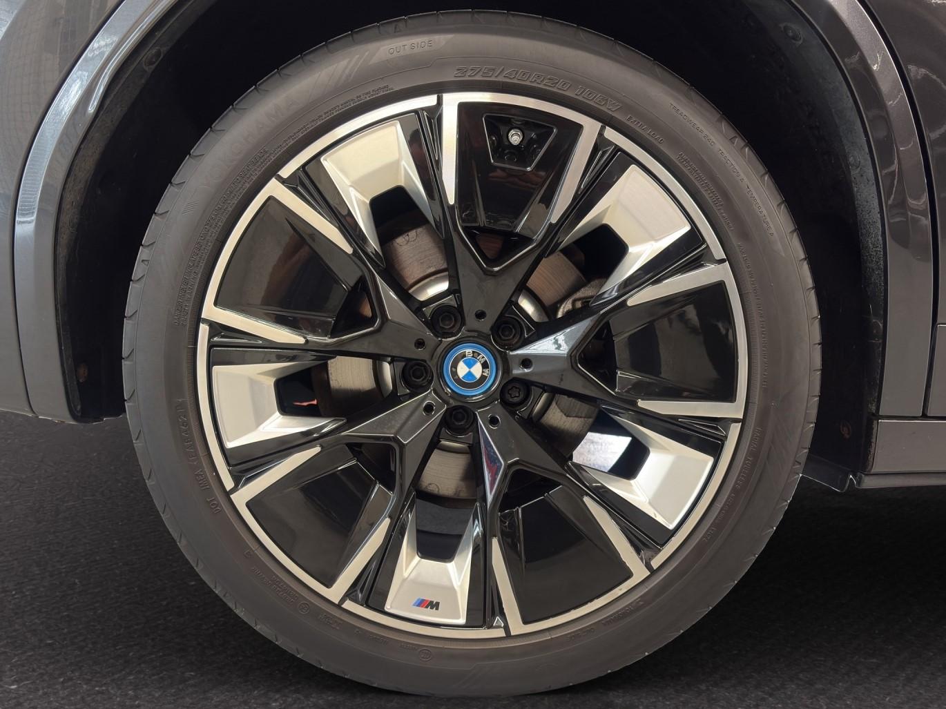 BMW iX3 IMPRESSIVE-image-10