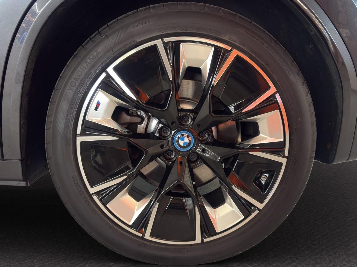 BMW iX3 IMPRESSIVE-image-11