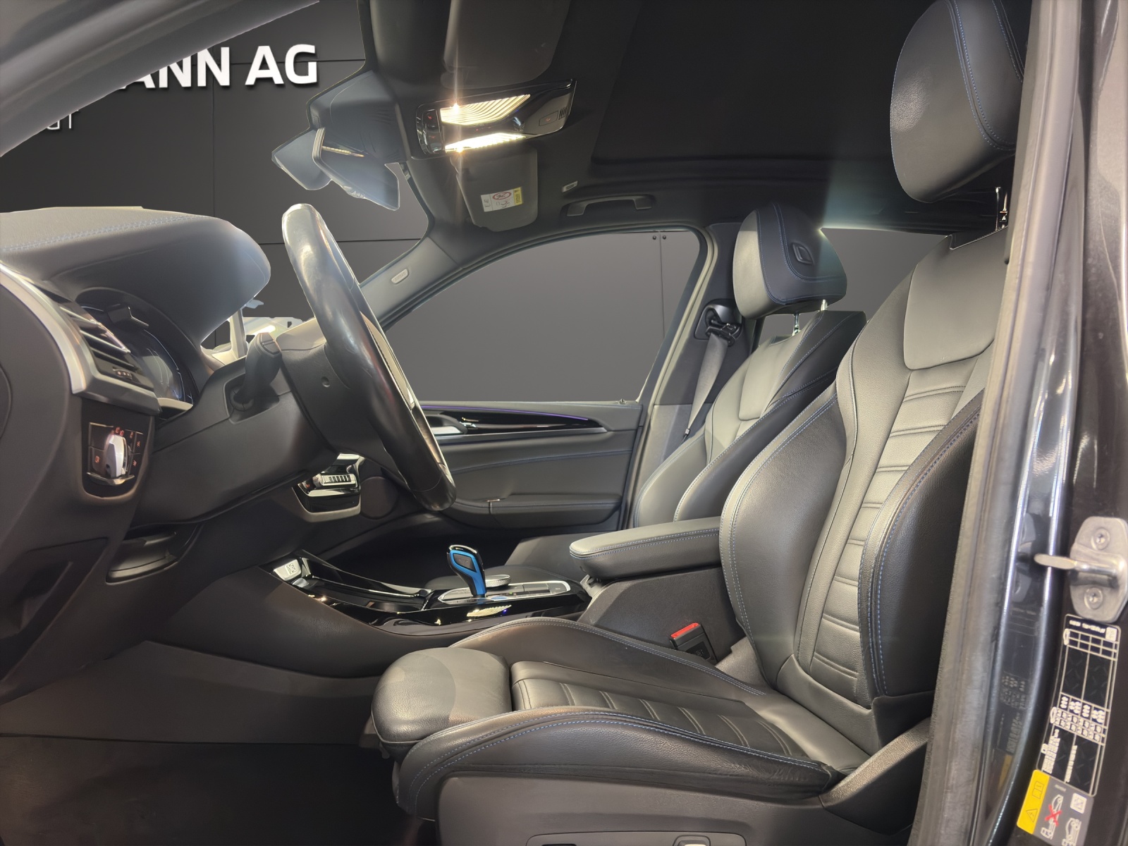 BMW iX3 IMPRESSIVE-image-6