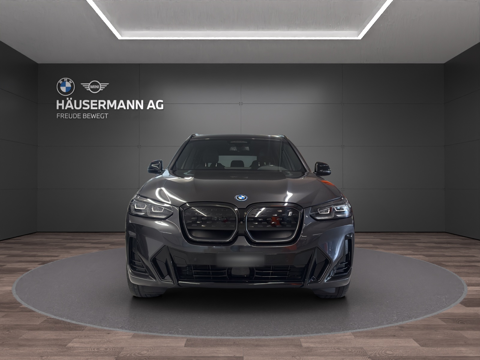 BMW iX3 IMPRESSIVE-image-1