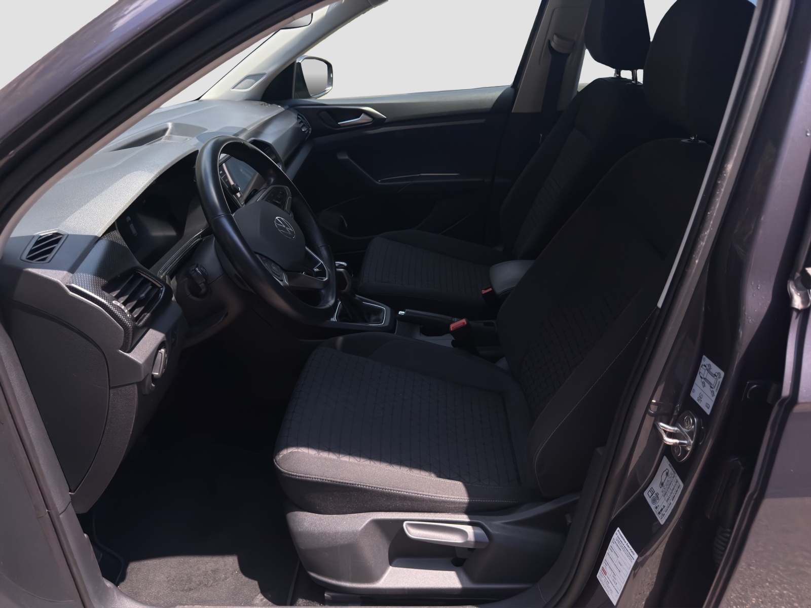 VW T-Cross 1.0 TSI Life DSG-image-5