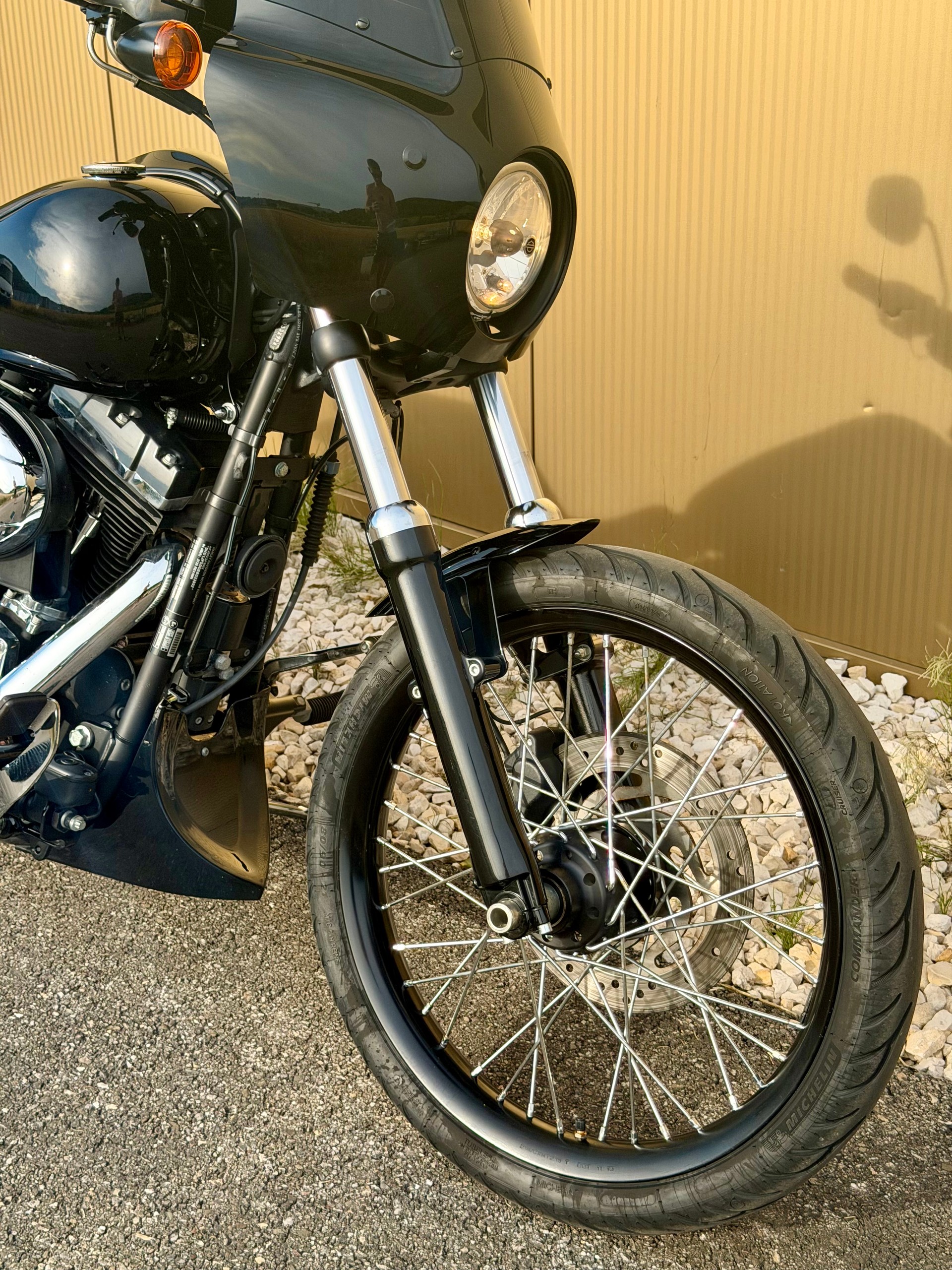 HARLEY-DAVIDSON FXS Blackline ABS-showroom-element-1