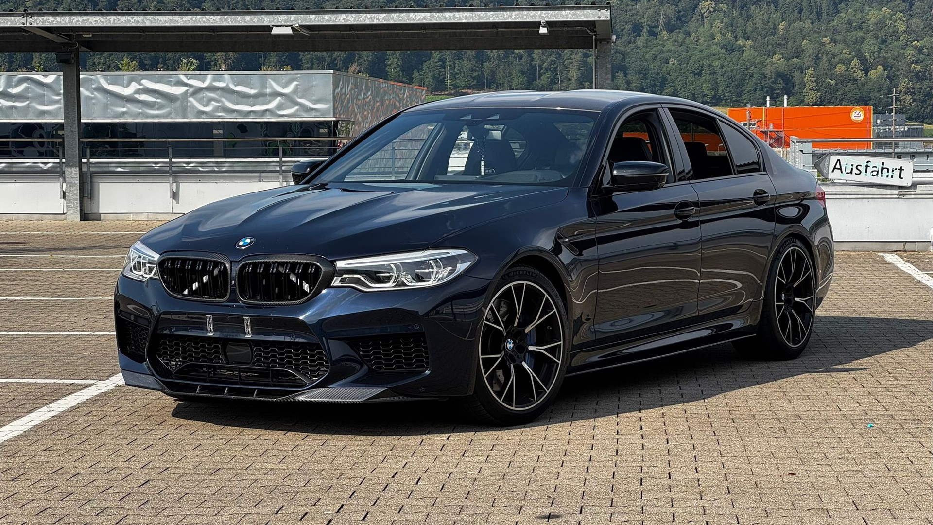 BMW Competition xDrive-image-0