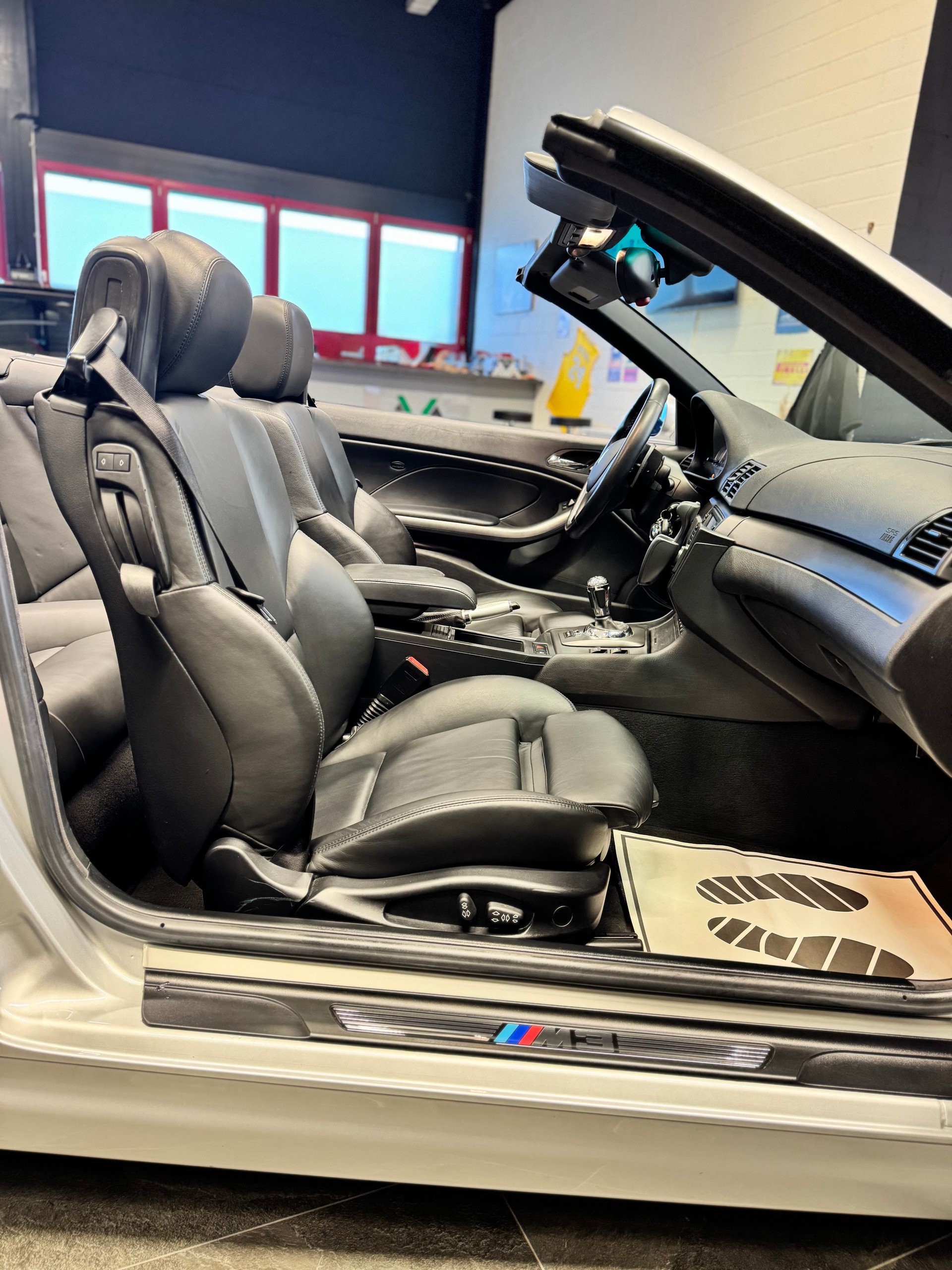 BMW M3 Cabriolet-image-11