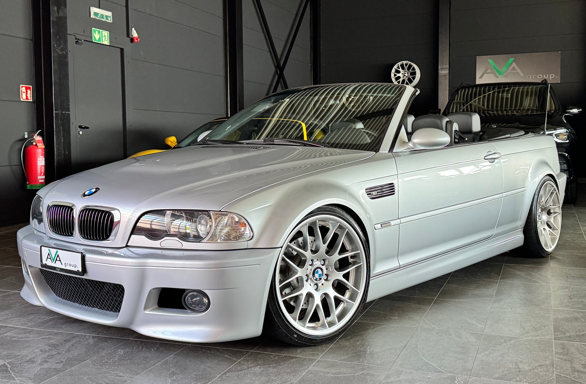 BMW M3 Cabriolet-image-2