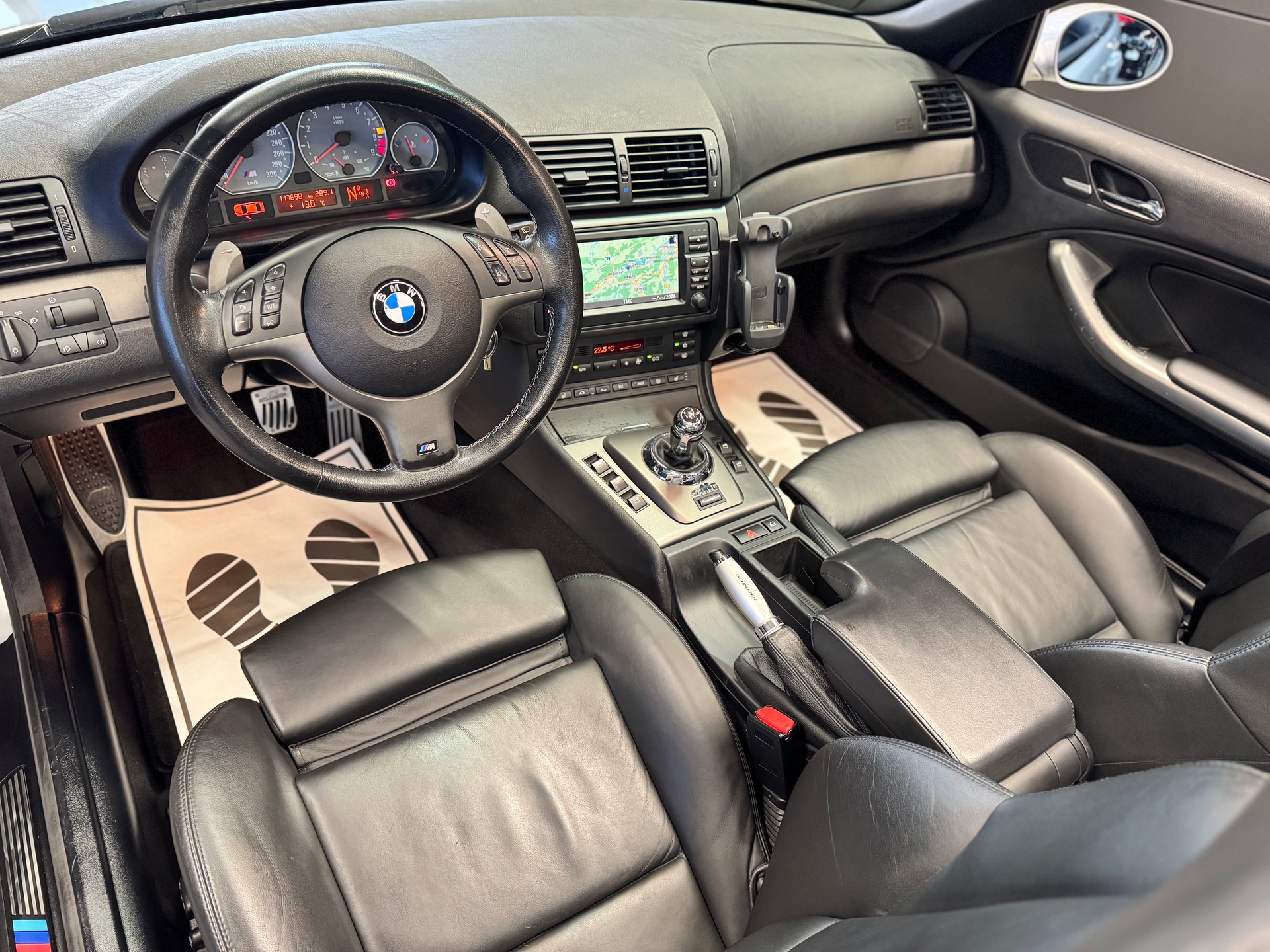 BMW M3 Cabriolet-image-13