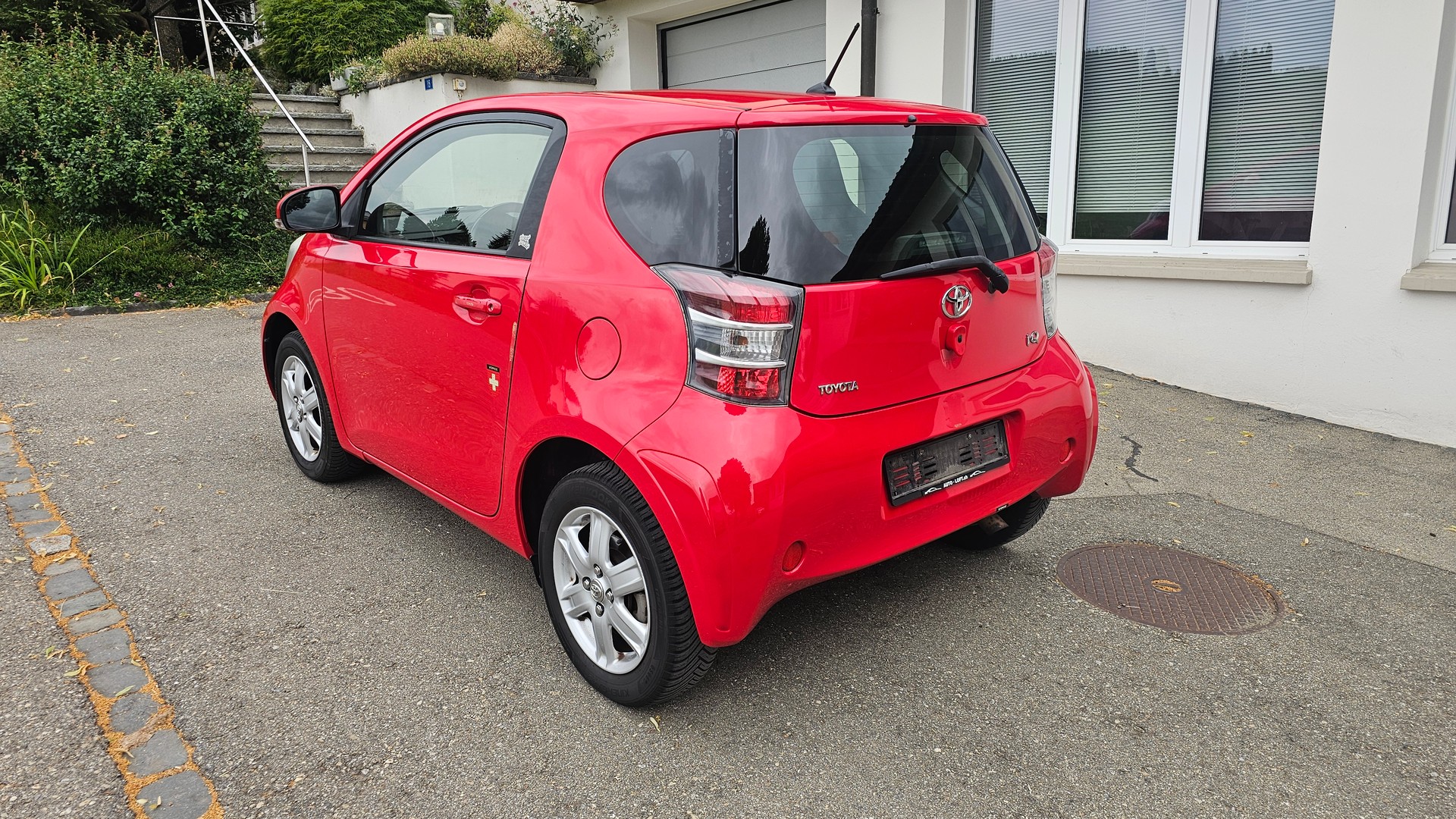 TOYOTA iQ 1.0 VVT-i Luna-image-5