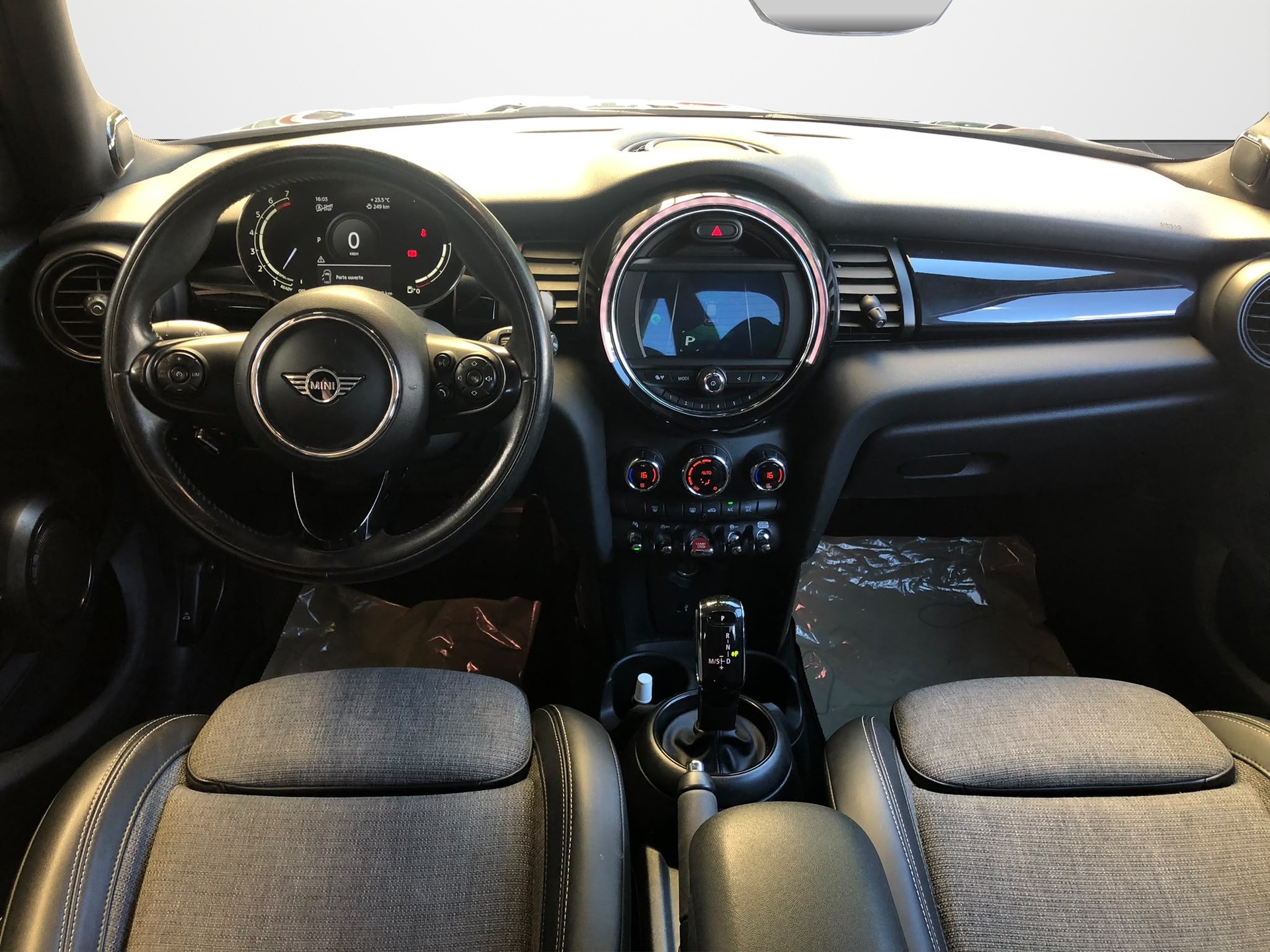 MINI Cooper Steptronic DKG-image-2